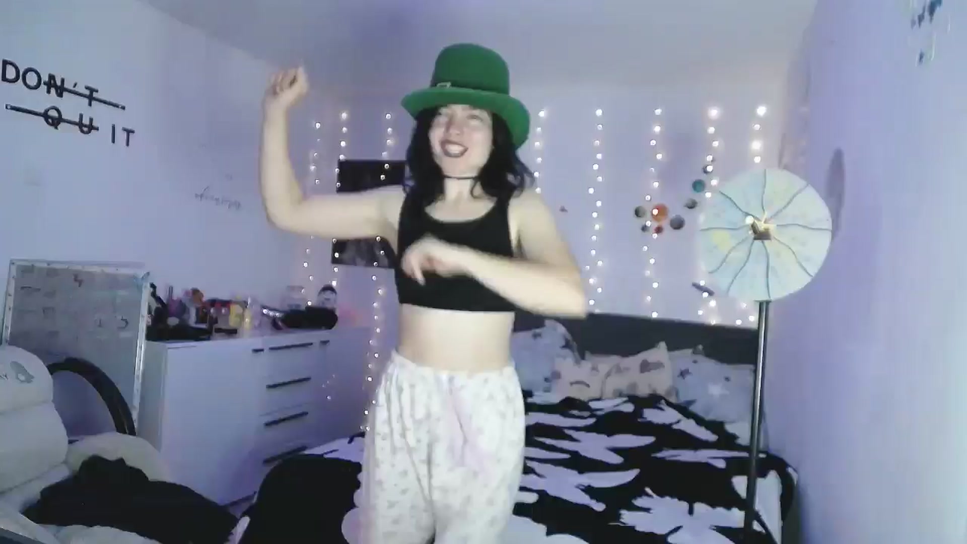 Gallery image thumbnail from YreneA's myfreecams stream on, 05/05/2025, 19:23 image 12 of 20