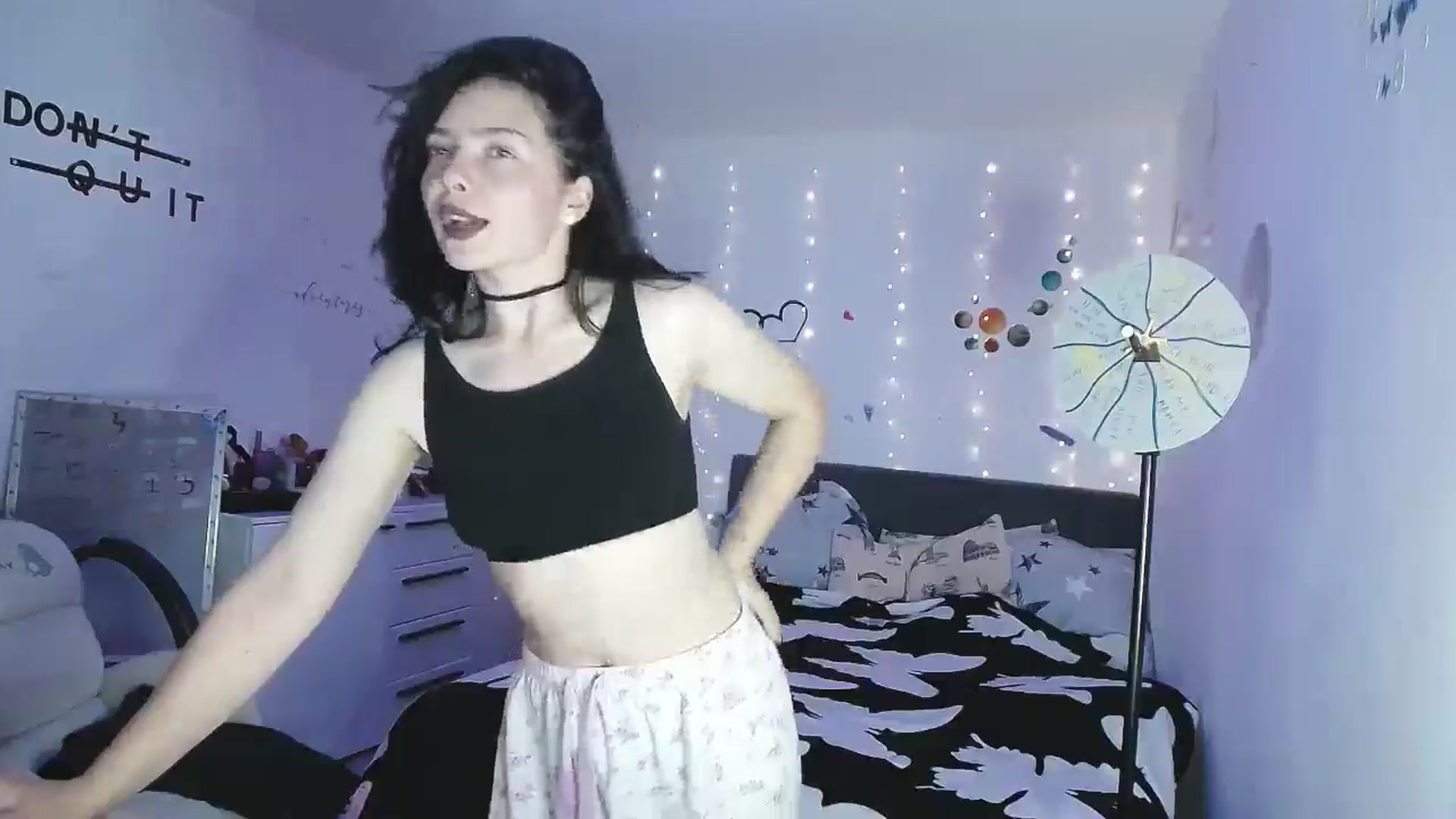 Gallery image thumbnail from YreneA's myfreecams stream on, 05/05/2025, 19:23 image 11 of 20