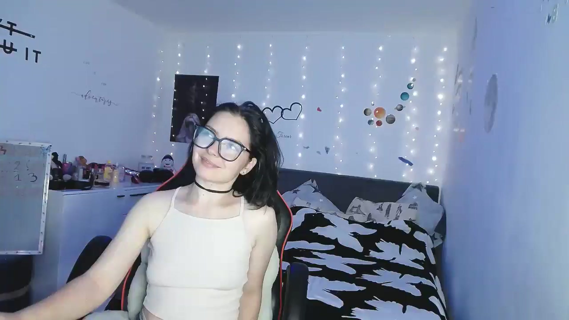 Gallery image thumbnail from YreneA's myfreecams stream on, 05/06/2025, 17:57 image 3 of 20