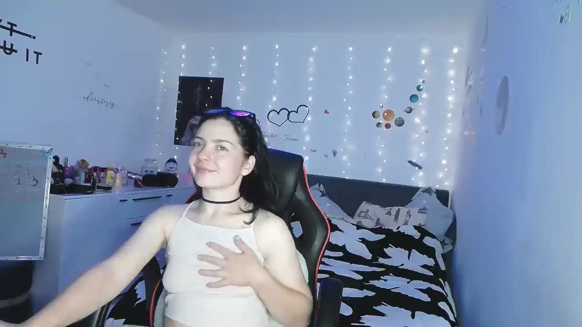 Gallery image thumbnail from YreneA's myfreecams stream on, 05/06/2025, 17:57 image 17 of 20