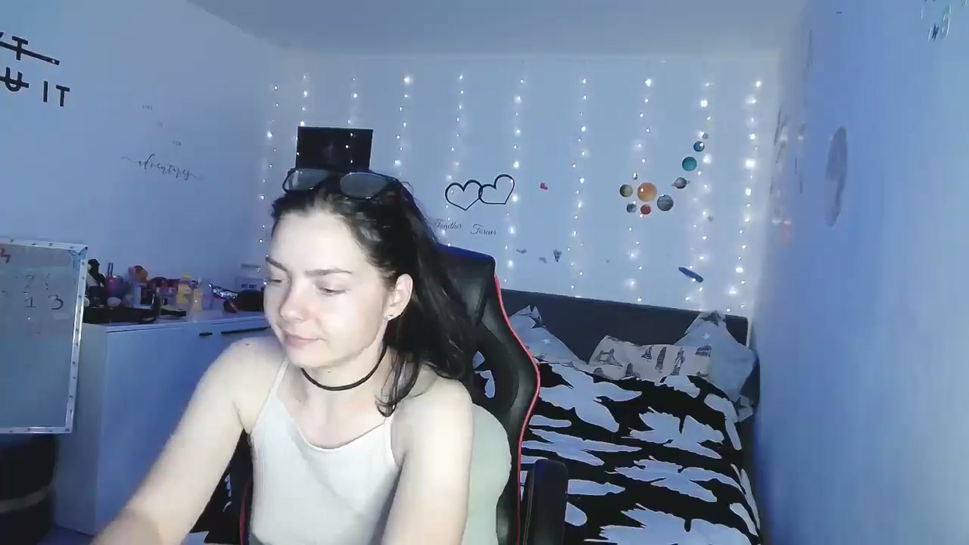 Gallery image thumbnail from YreneA's myfreecams stream on, 05/06/2025, 17:57 image 16 of 20