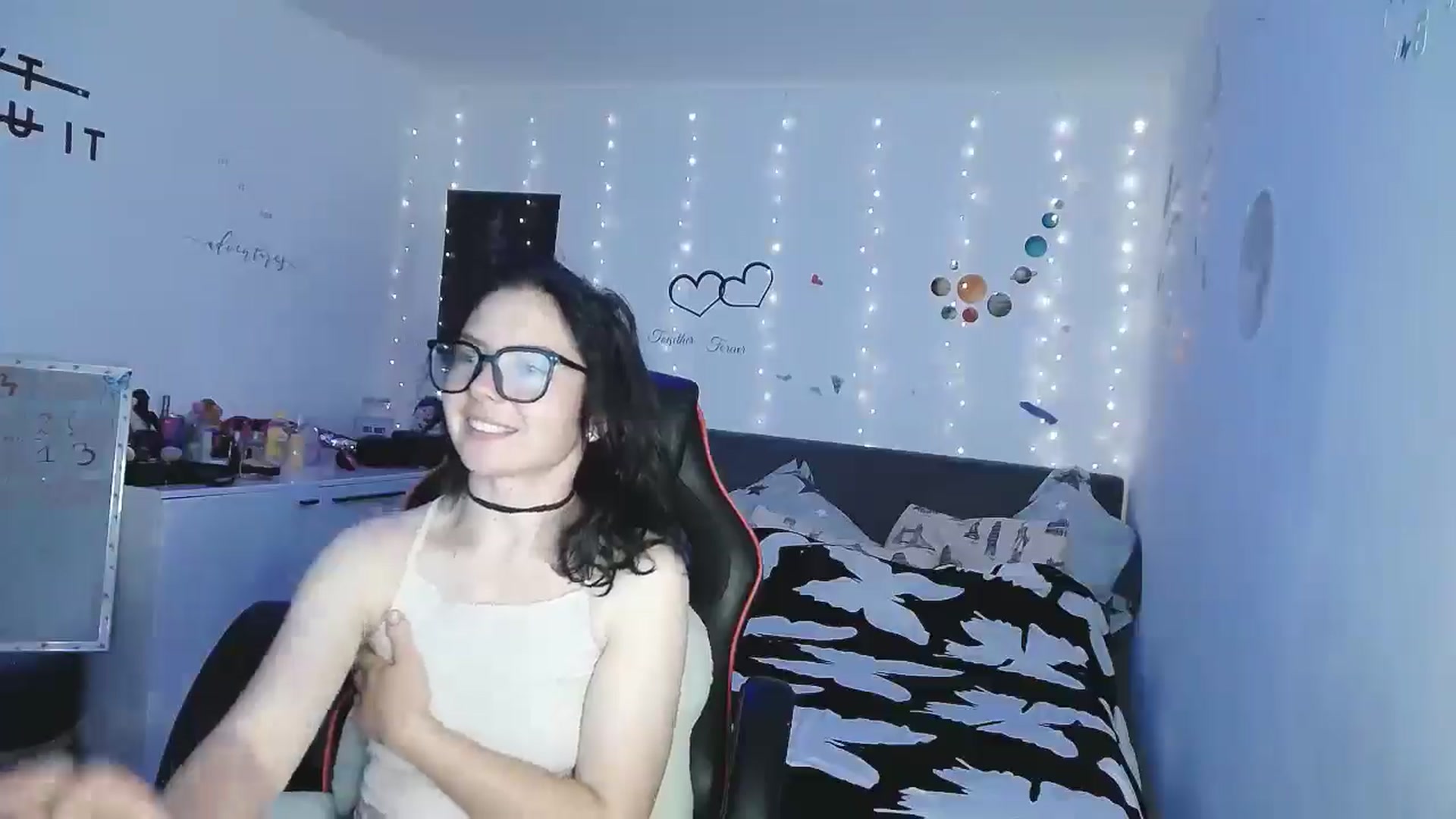 Gallery image thumbnail from YreneA's myfreecams stream on, 05/06/2025, 17:57 image 6 of 20