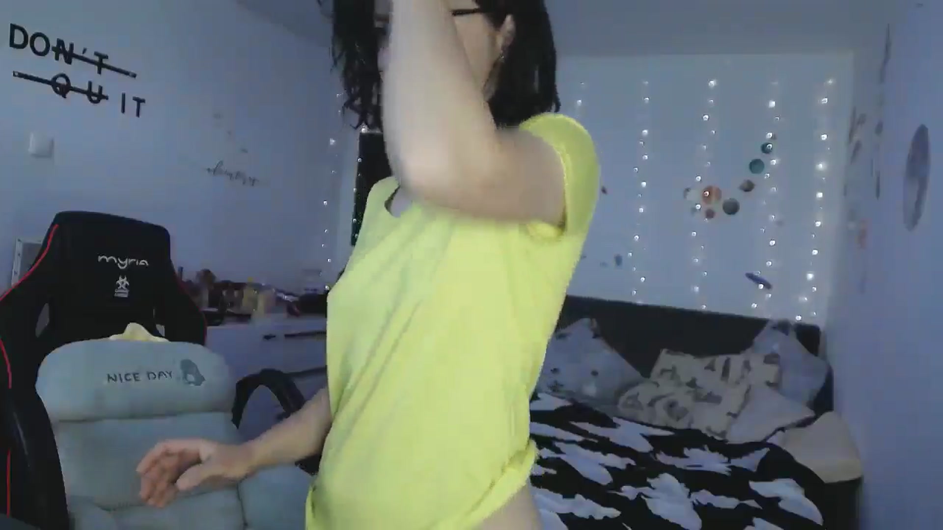 Gallery image thumbnail from YreneA's myfreecams stream on, 05/07/2025, 06:19 image 3 of 20