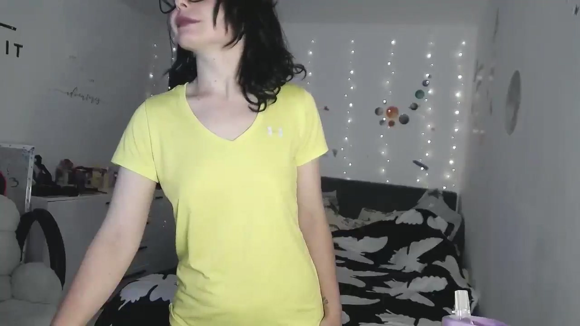 Gallery image thumbnail from YreneA's myfreecams stream on, 05/07/2025, 08:24 image 11 of 20