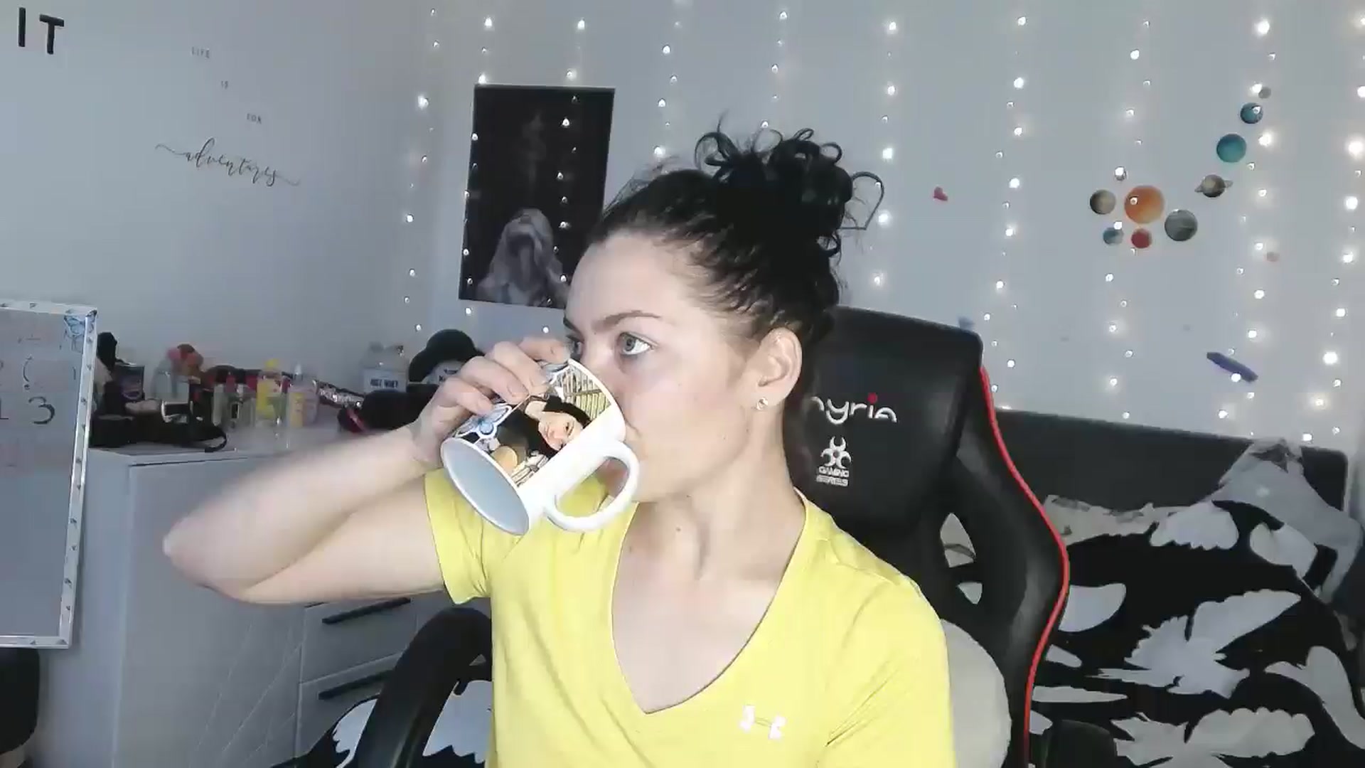 Gallery image thumbnail from YreneA's myfreecams stream on, 05/07/2025, 15:20 image 1 of 20