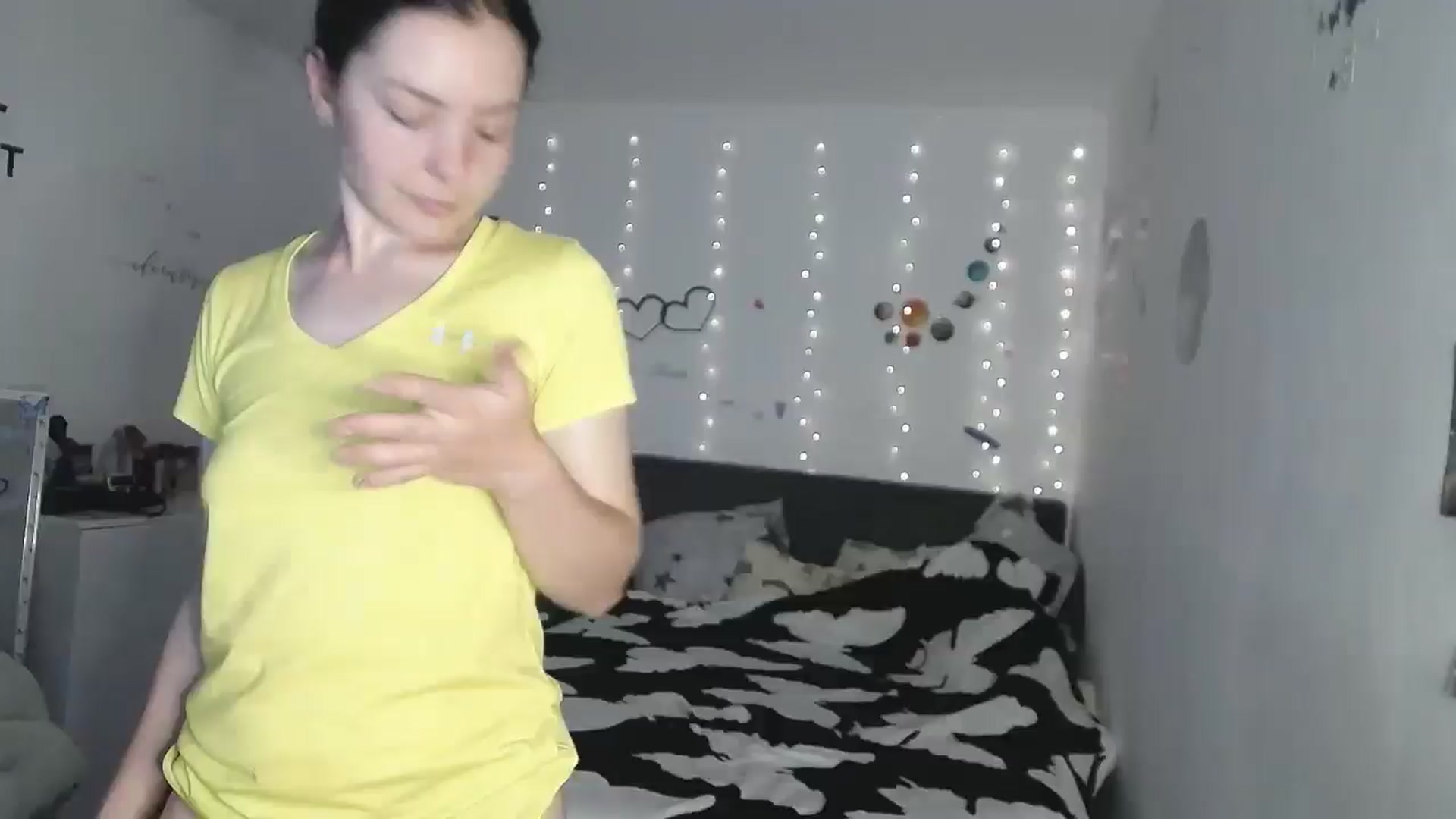 Gallery image thumbnail from YreneA's myfreecams stream on, 05/07/2025, 16:22 image 4 of 20