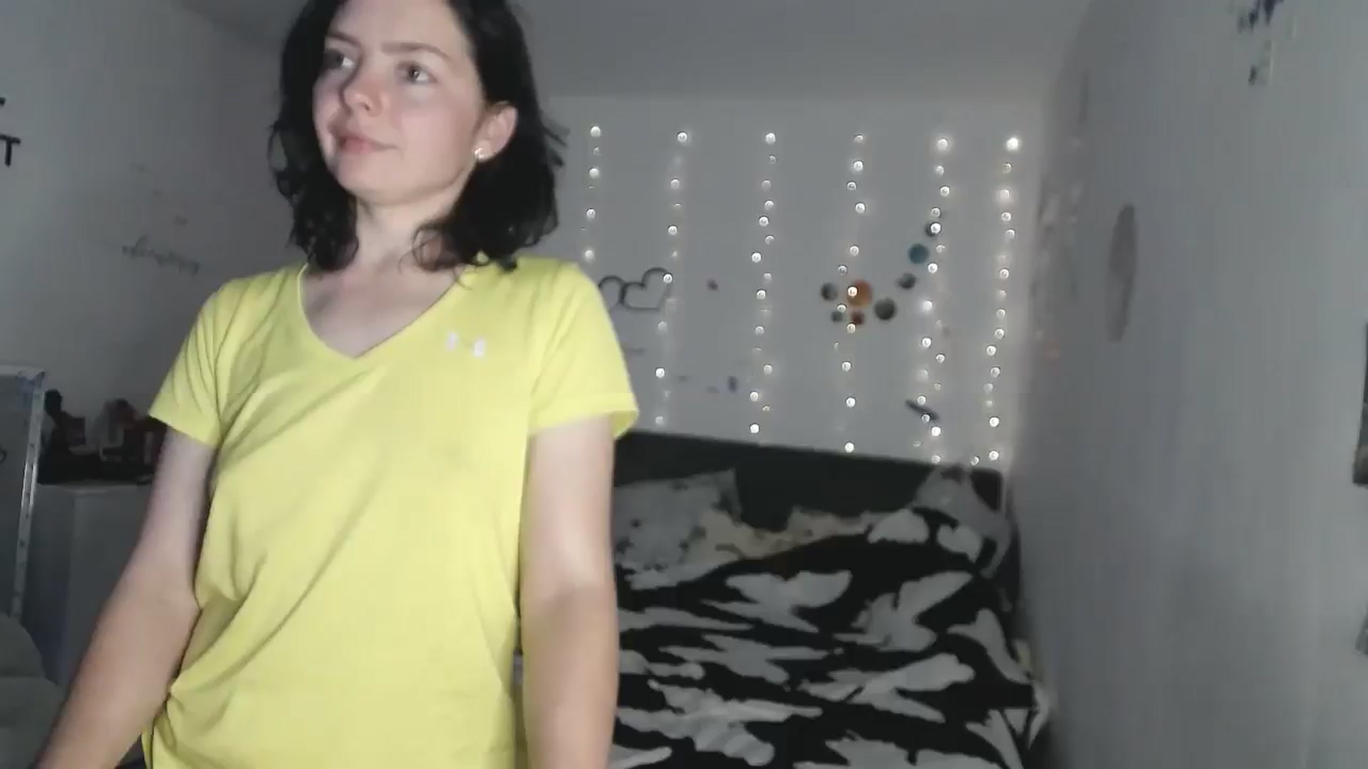 Gallery image thumbnail from YreneA's myfreecams stream on, 05/07/2025, 16:22 image 2 of 20