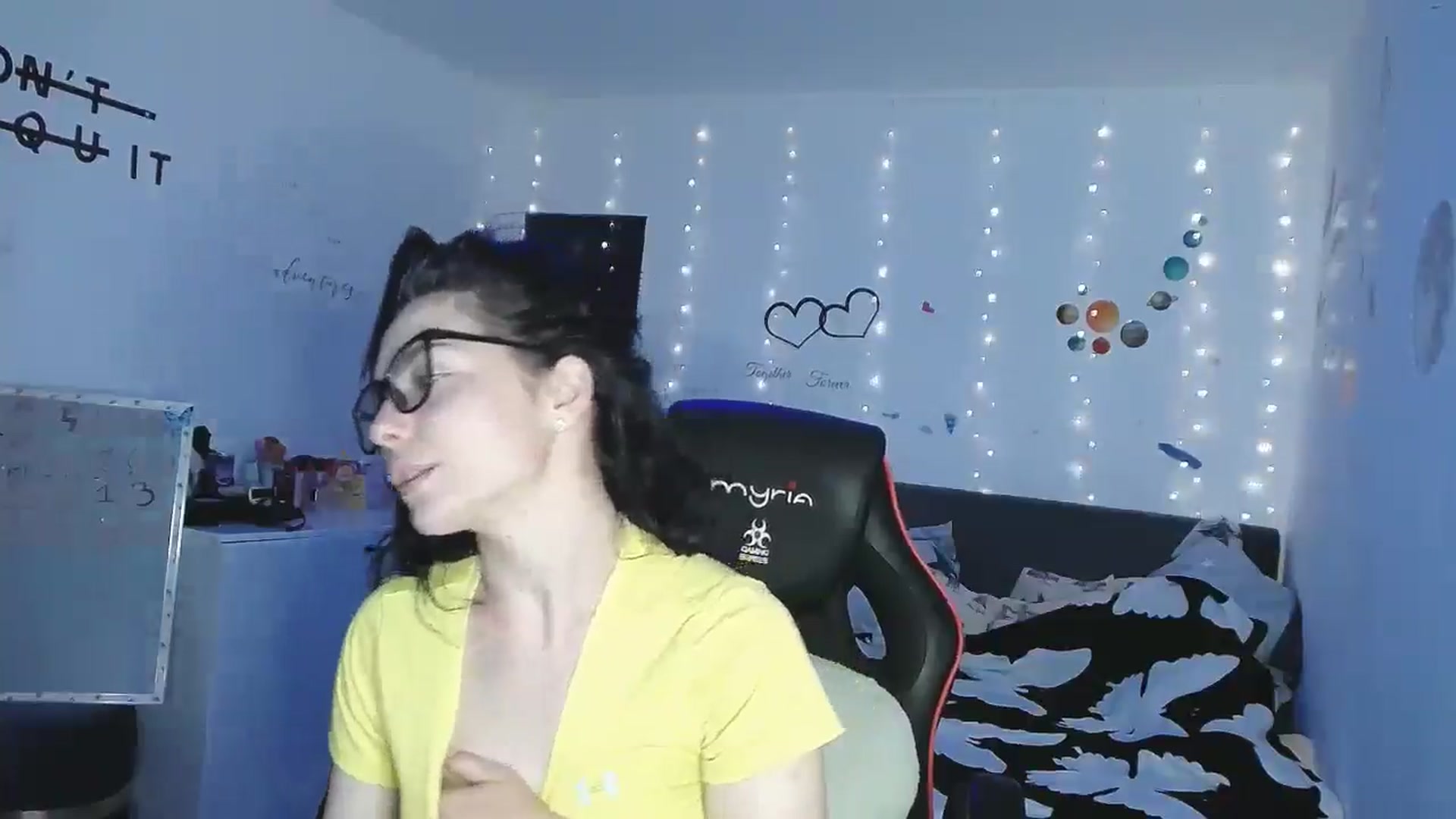 Gallery image thumbnail from YreneA's myfreecams stream on, 05/07/2025, 19:16 image 19 of 20