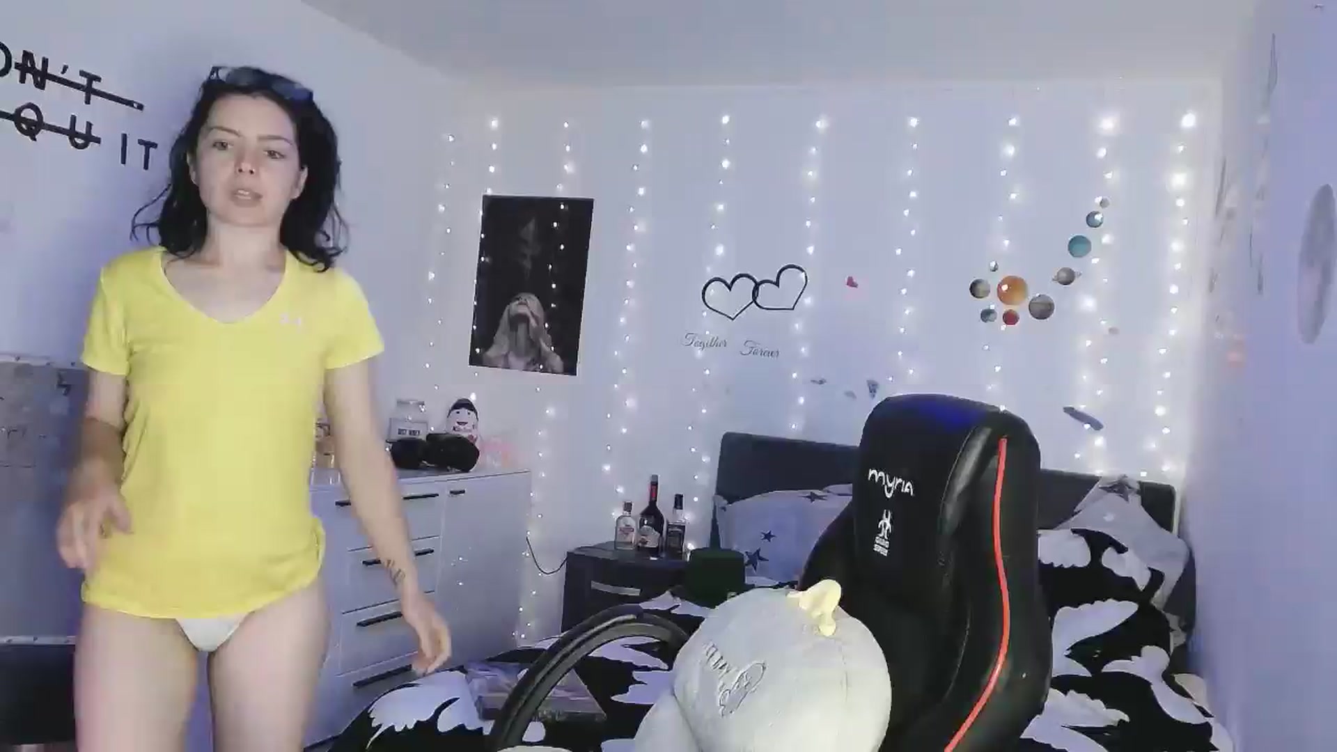 Gallery image thumbnail from YreneA's myfreecams stream on, 05/07/2025, 19:16 image 15 of 20