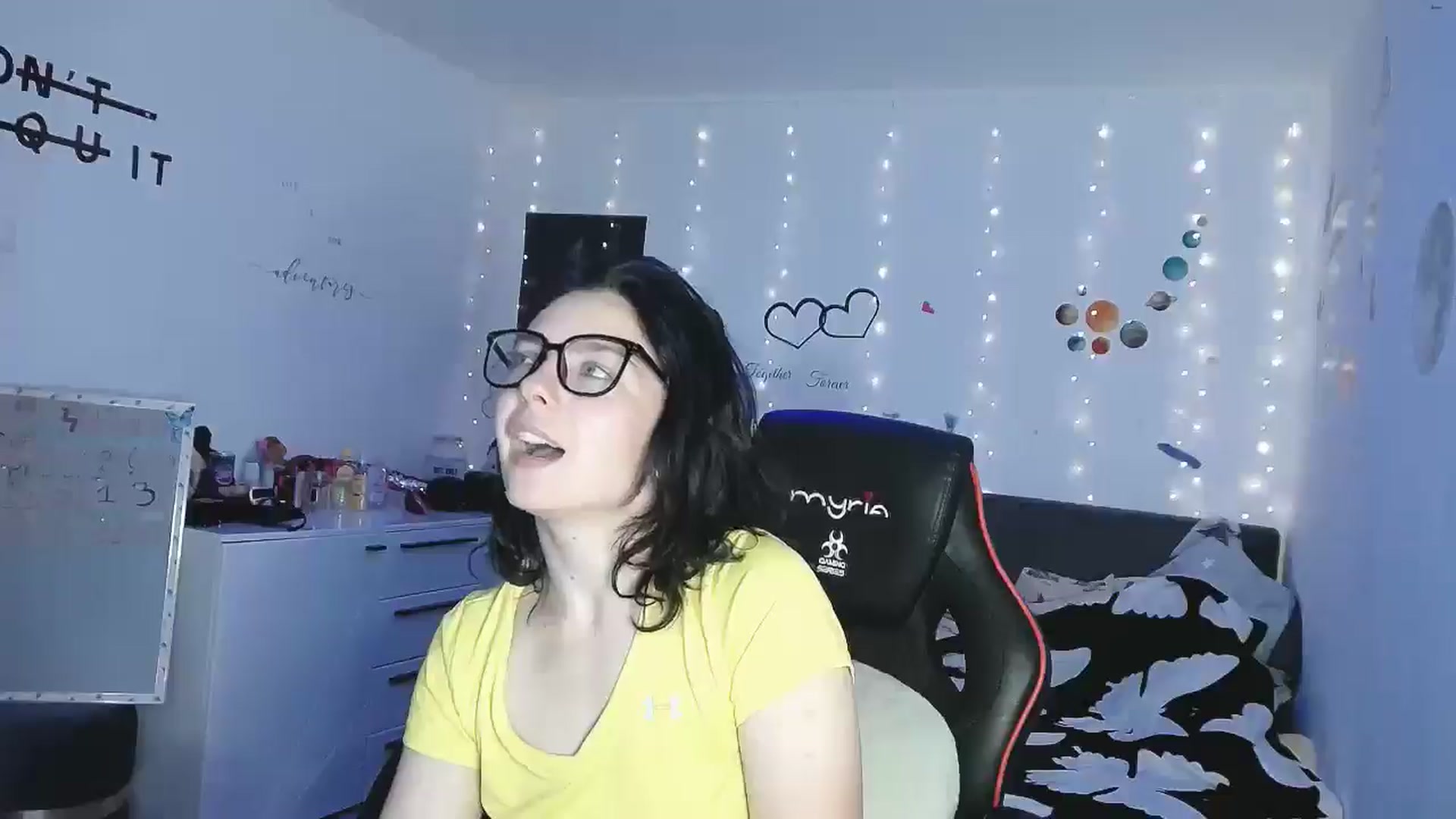 Gallery image thumbnail from YreneA's myfreecams stream on, 05/07/2025, 19:16 image 17 of 20