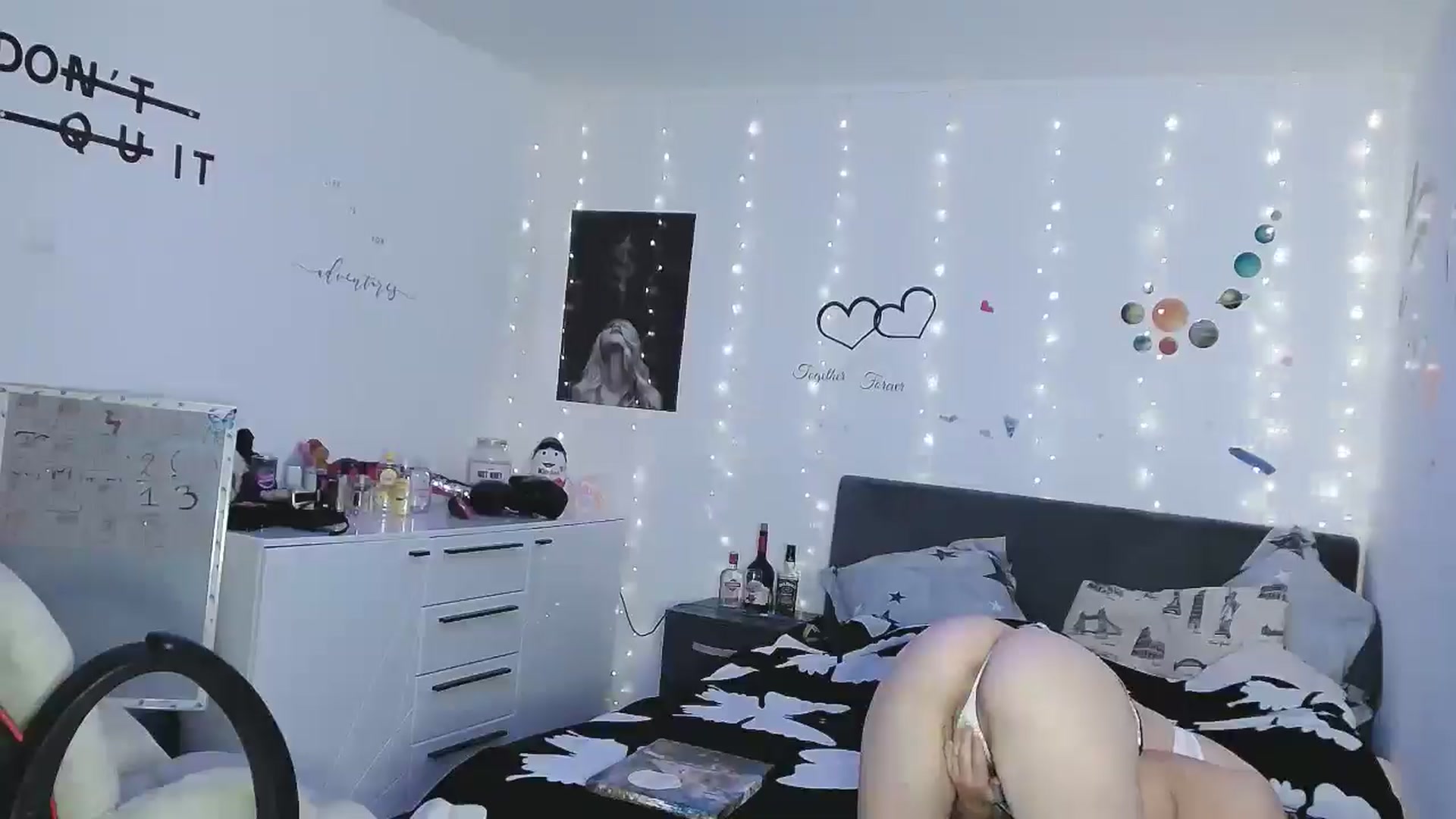 Gallery image thumbnail from YreneA's myfreecams stream on, 05/08/2025, 03:38 image 9 of 20