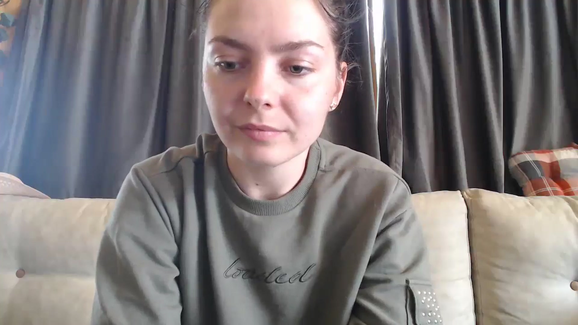 Gallery image thumbnail from YreneA's myfreecams stream on, 05/08/2025, 13:13 image 11 of 20