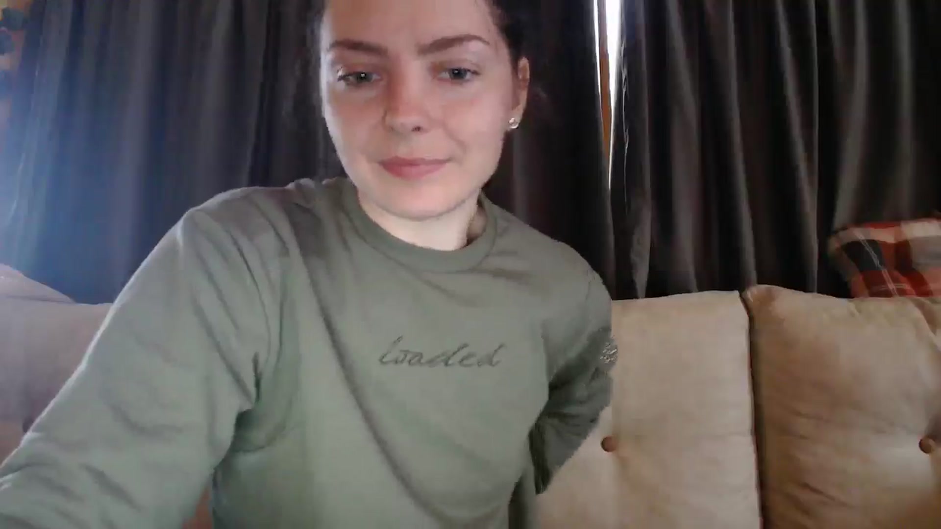 Gallery image thumbnail from YreneA's myfreecams stream on, 05/08/2025, 16:46 image 17 of 20