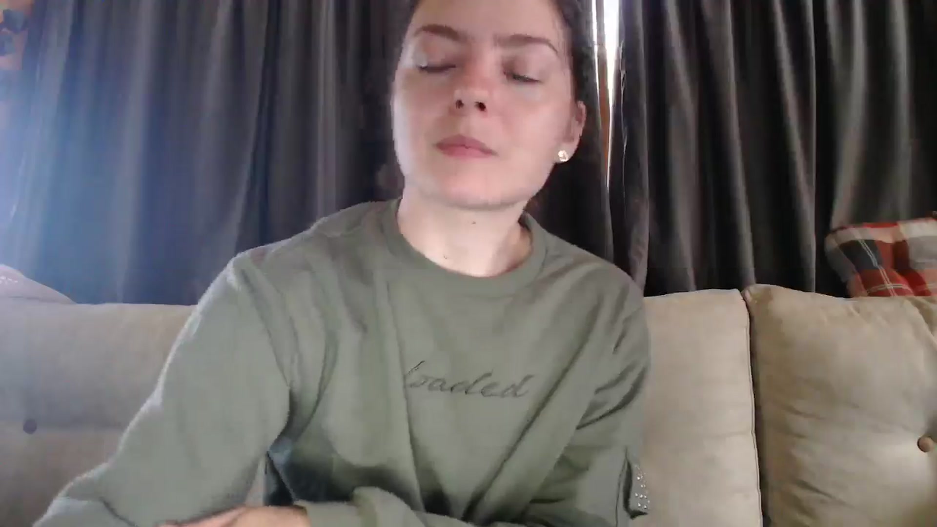 Gallery image thumbnail from YreneA's myfreecams stream on, 05/08/2025, 16:46 image 7 of 20