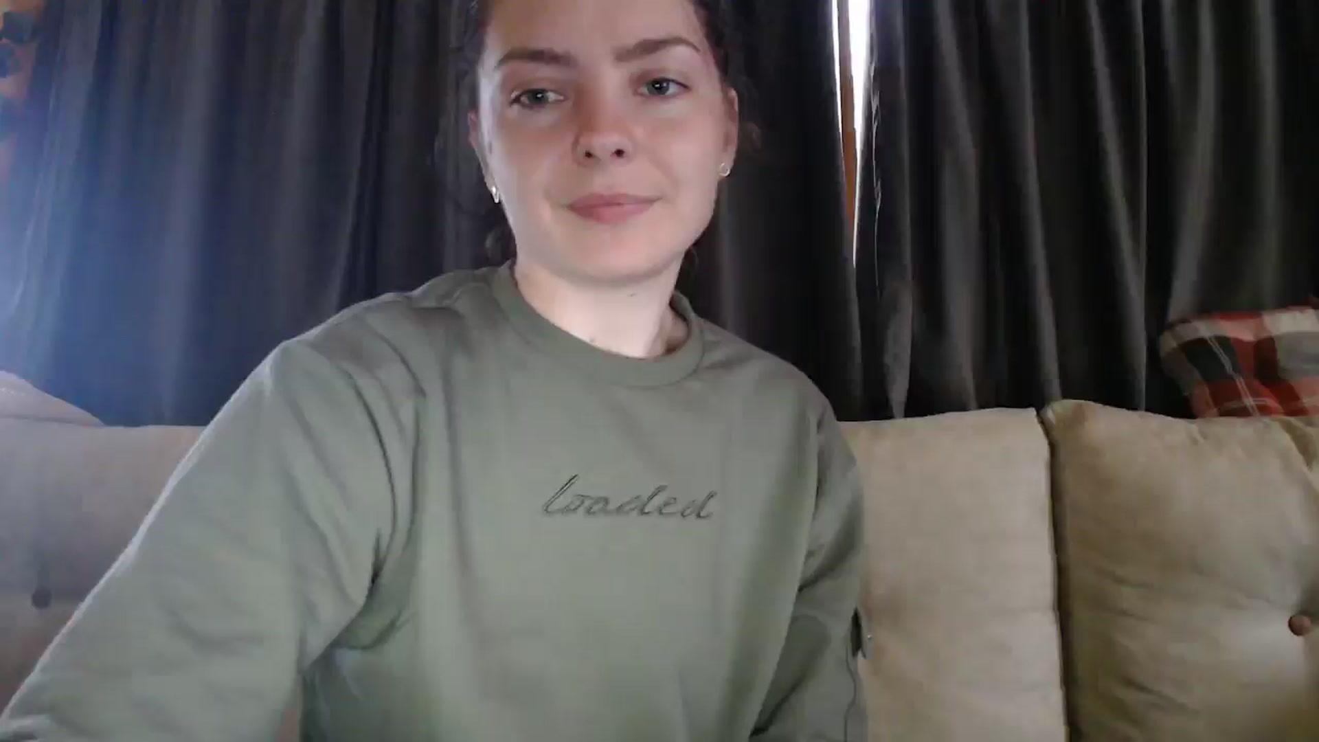 Gallery image thumbnail from YreneA's myfreecams stream on, 05/08/2025, 16:46 image 18 of 20