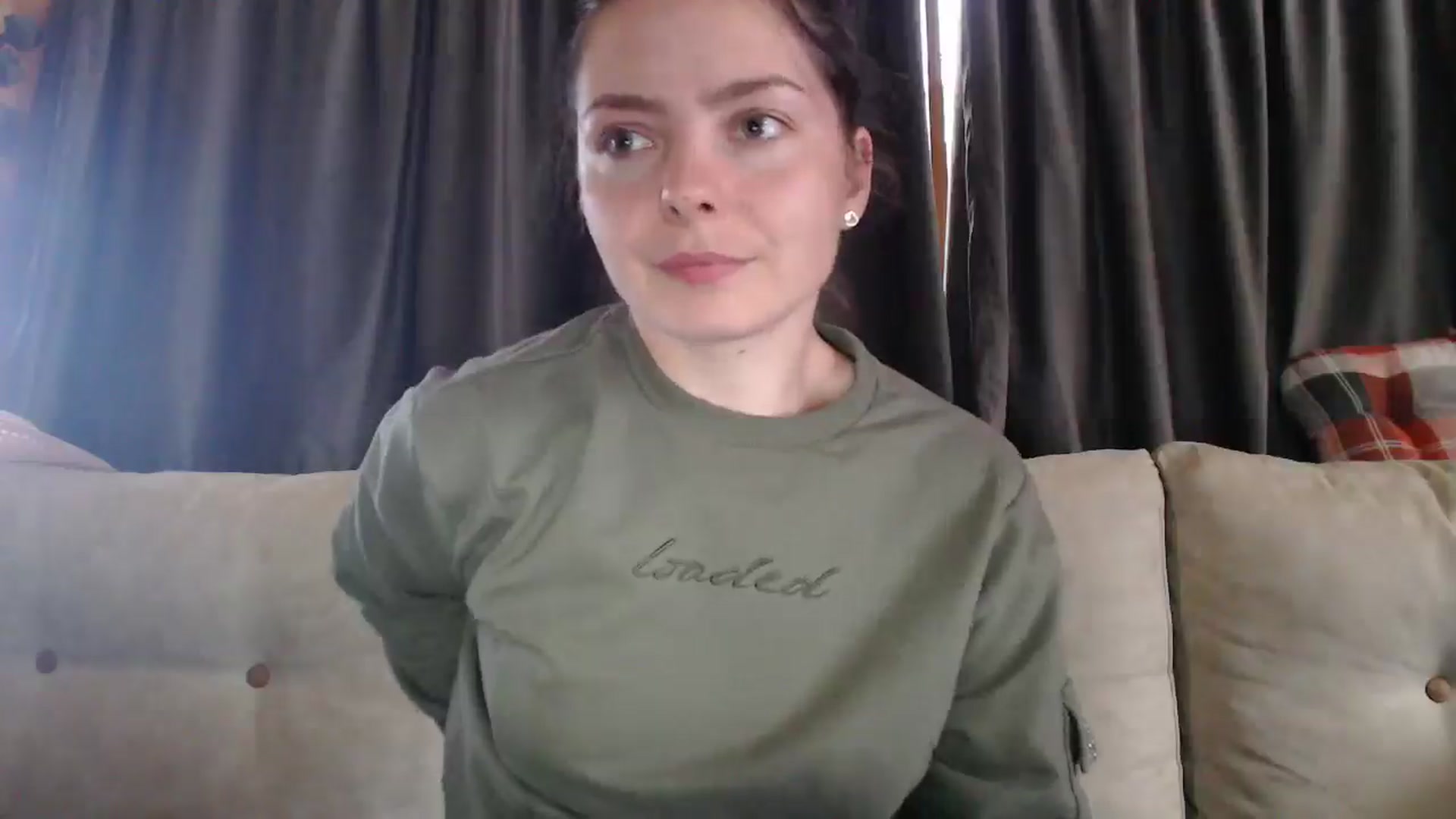 Gallery image thumbnail from YreneA's myfreecams stream on, 05/08/2025, 16:46 image 8 of 20