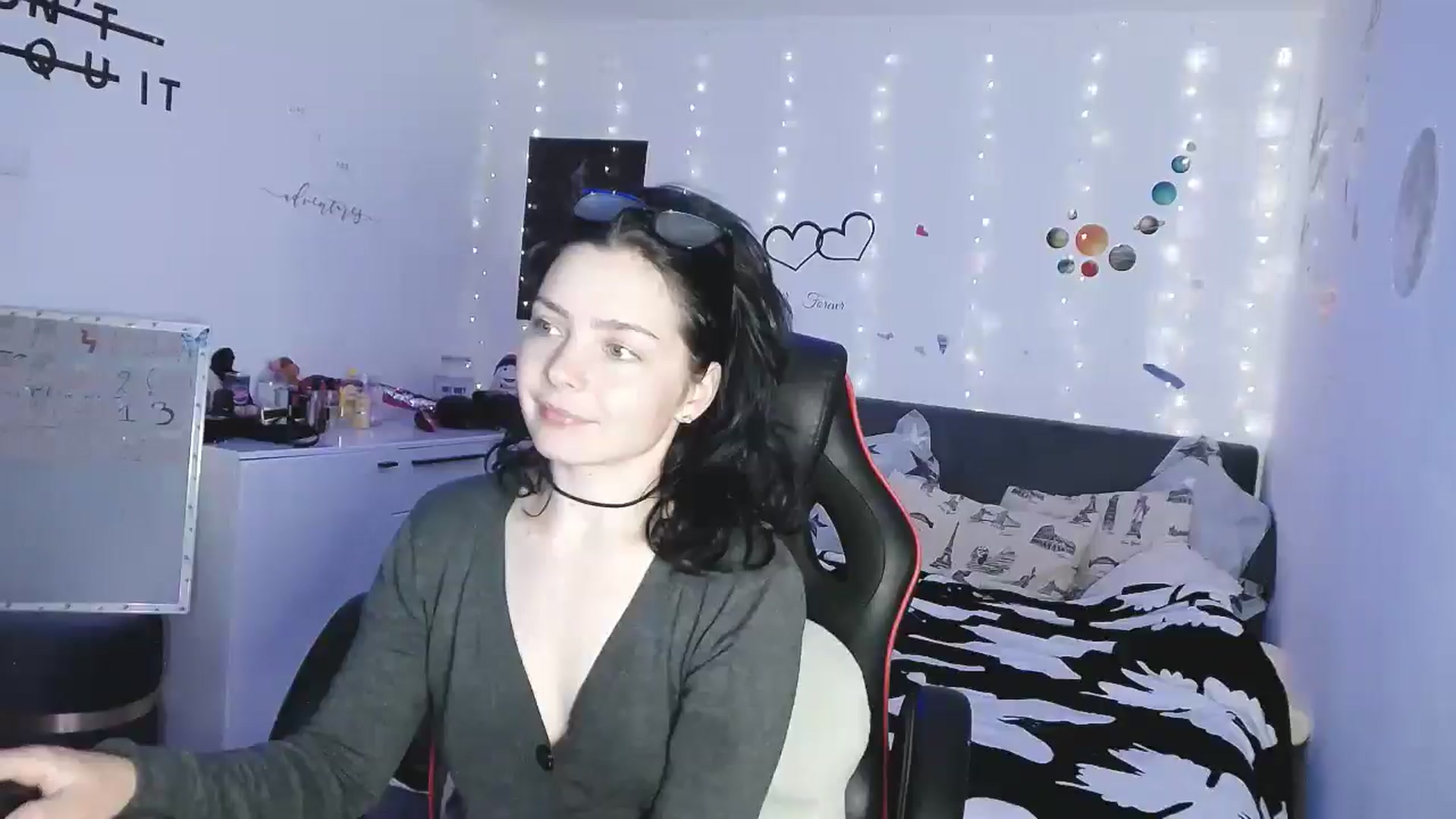 Gallery image thumbnail from YreneA's myfreecams stream on, 05/08/2025, 19:09 image 10 of 20
