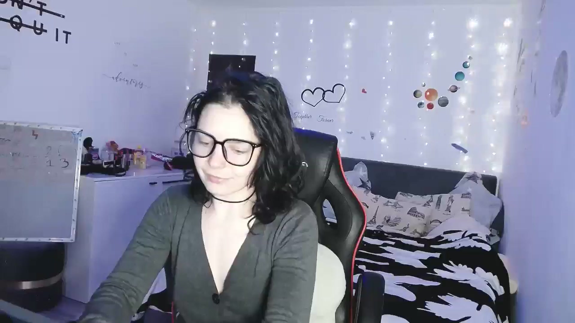 Gallery image thumbnail from YreneA's myfreecams stream on, 05/08/2025, 19:09 image 17 of 20