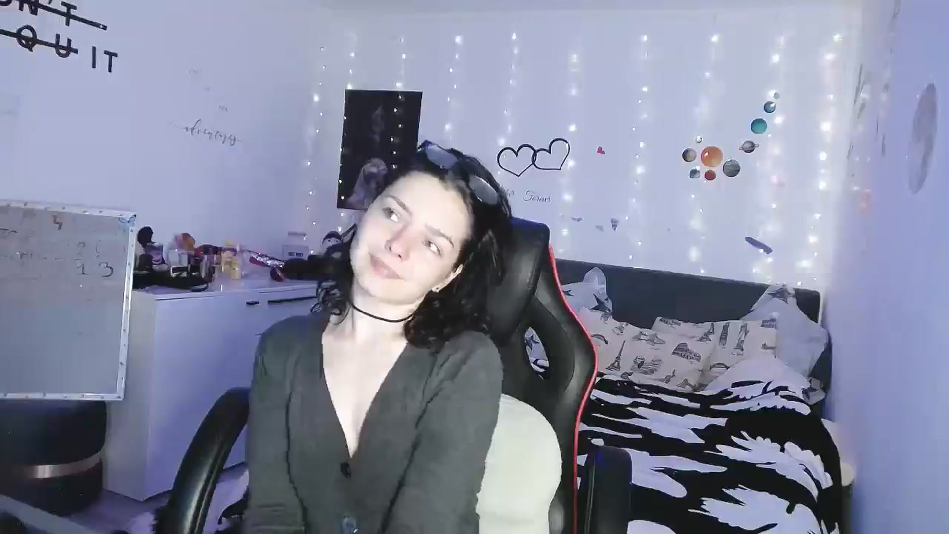 Gallery image thumbnail from YreneA's myfreecams stream on, 05/08/2025, 19:09 image 11 of 20