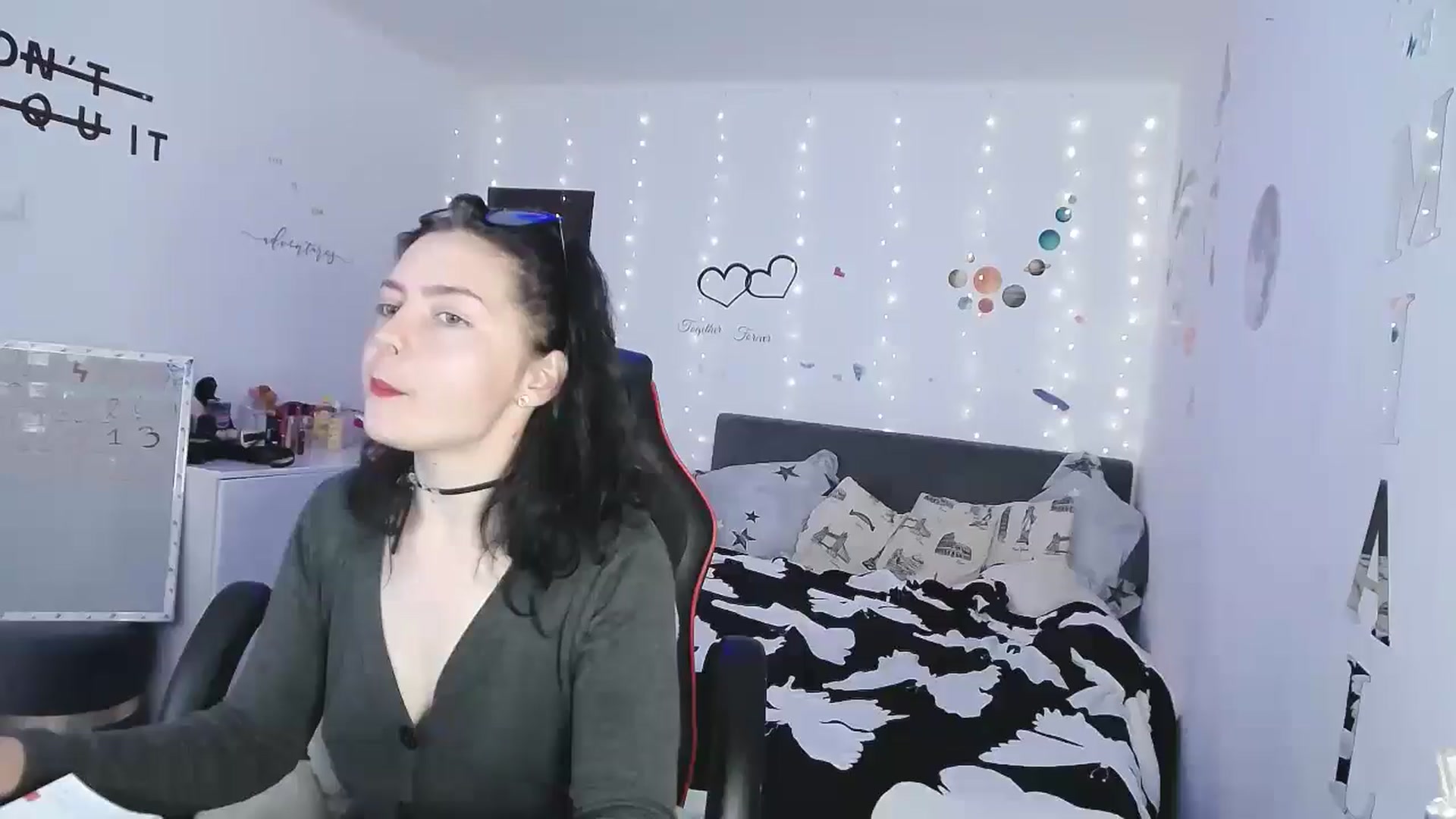 Gallery image thumbnail from YreneA's myfreecams stream on, 05/09/2025, 07:39 image 4 of 20