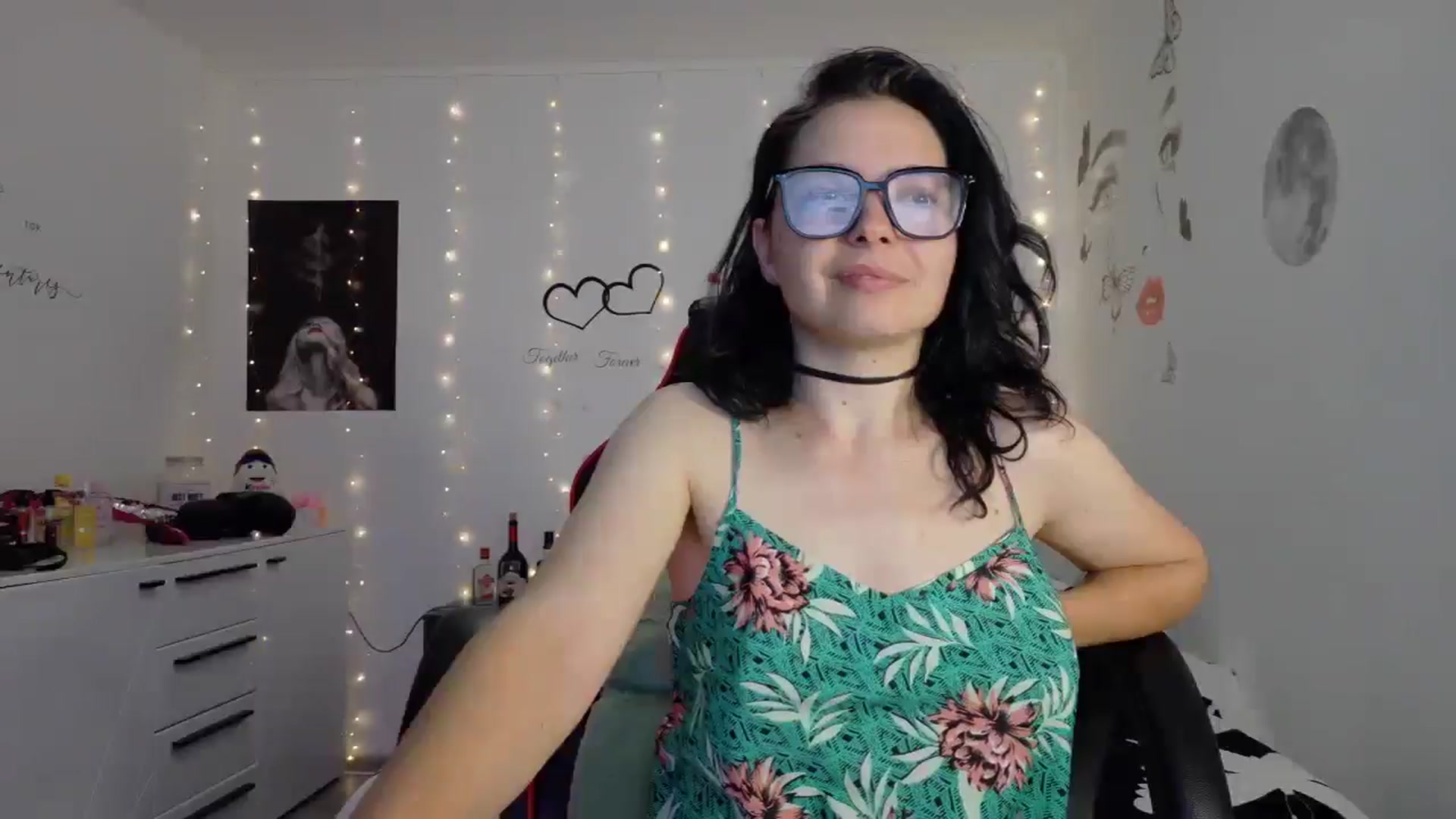Gallery image thumbnail from YreneA's myfreecams stream on, 05/09/2025, 19:26 image 5 of 20
