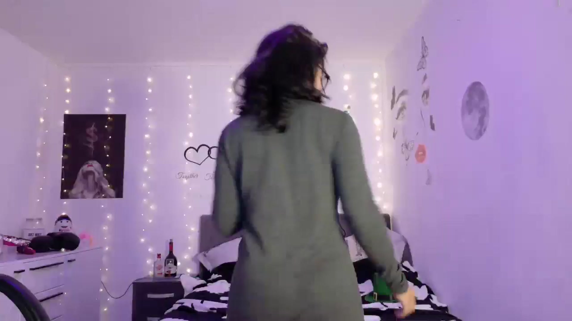 Gallery image thumbnail from YreneA's myfreecams stream on, 05/10/2025, 19:19 image 1 of 20