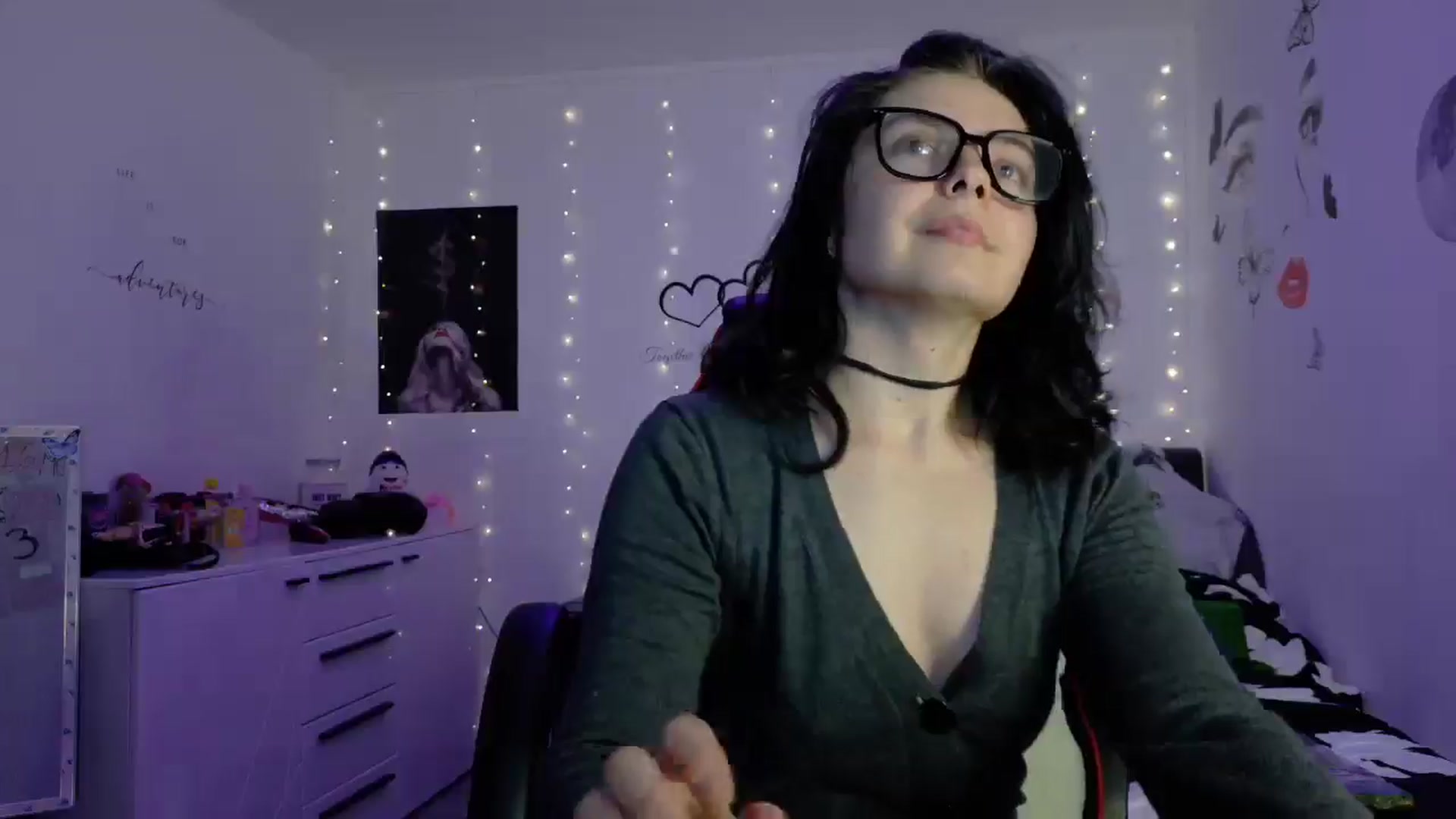 Gallery image thumbnail from YreneA's myfreecams stream on, 05/10/2025, 19:19 image 12 of 20