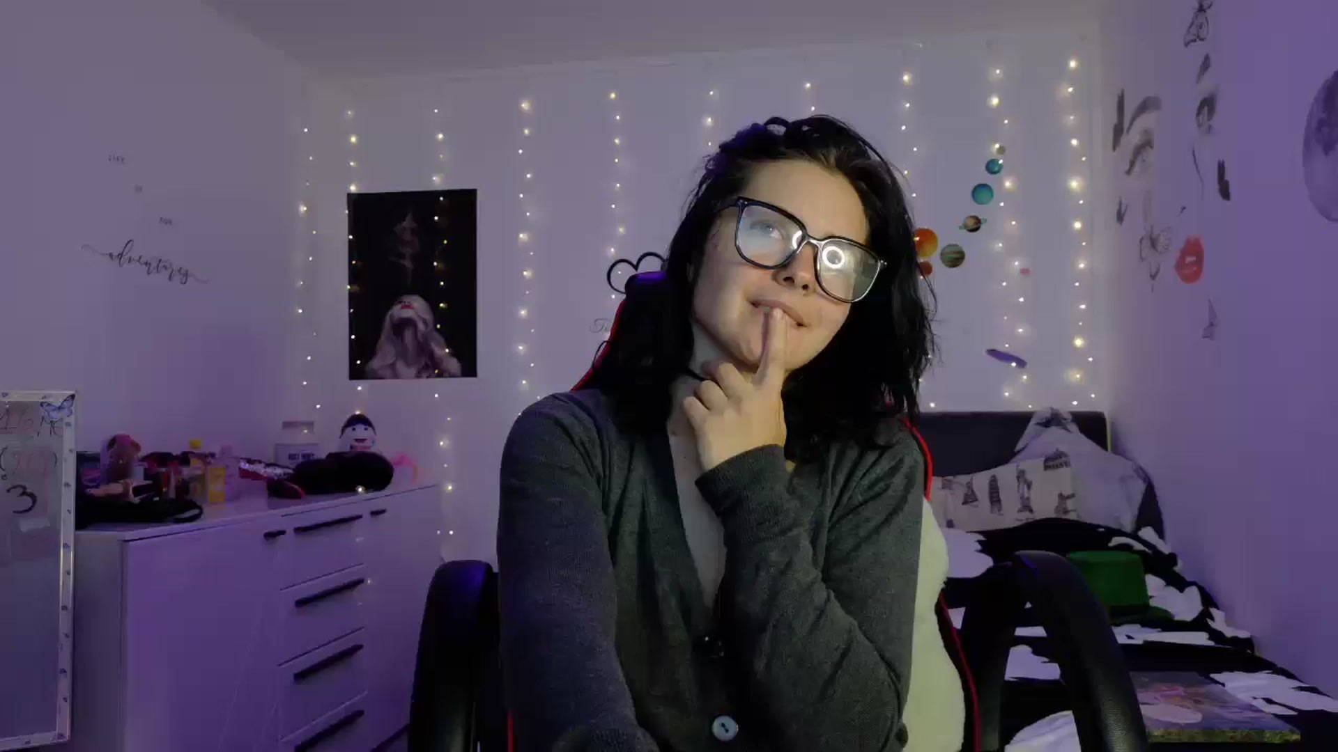 Gallery image thumbnail from YreneA's myfreecams stream on, 05/10/2025, 19:19 image 10 of 20