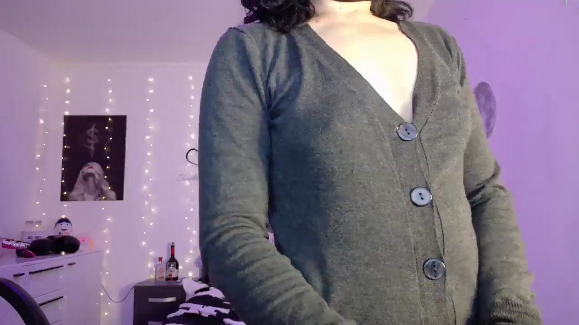Gallery image thumbnail from YreneA's myfreecams stream on, 05/10/2025, 19:19 image 7 of 20