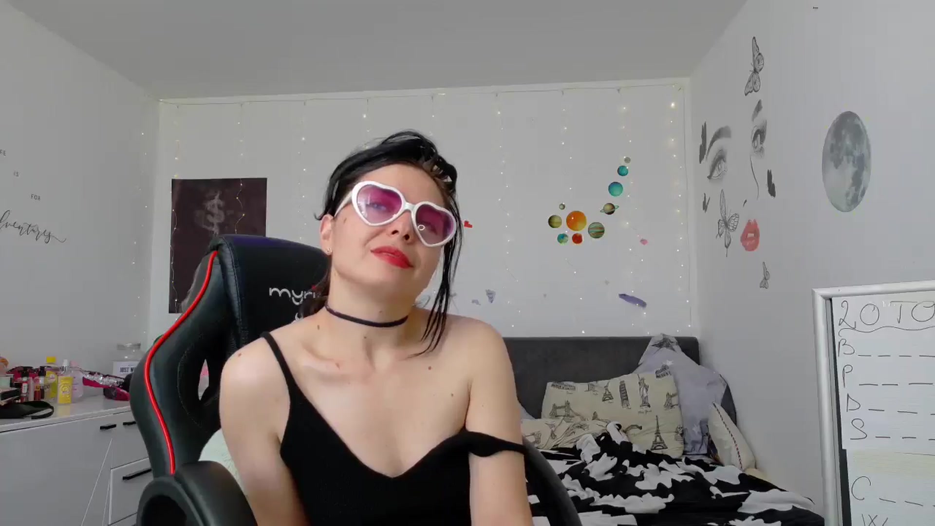 Gallery image thumbnail from YreneA's myfreecams stream on, 05/11/2025, 09:04 image 18 of 20
