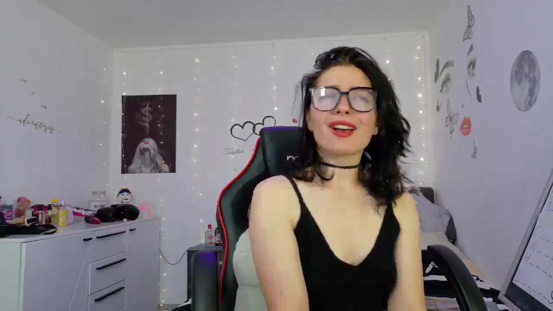 Gallery image thumbnail from YreneA's myfreecams stream on, 05/11/2025, 09:04 image 3 of 20