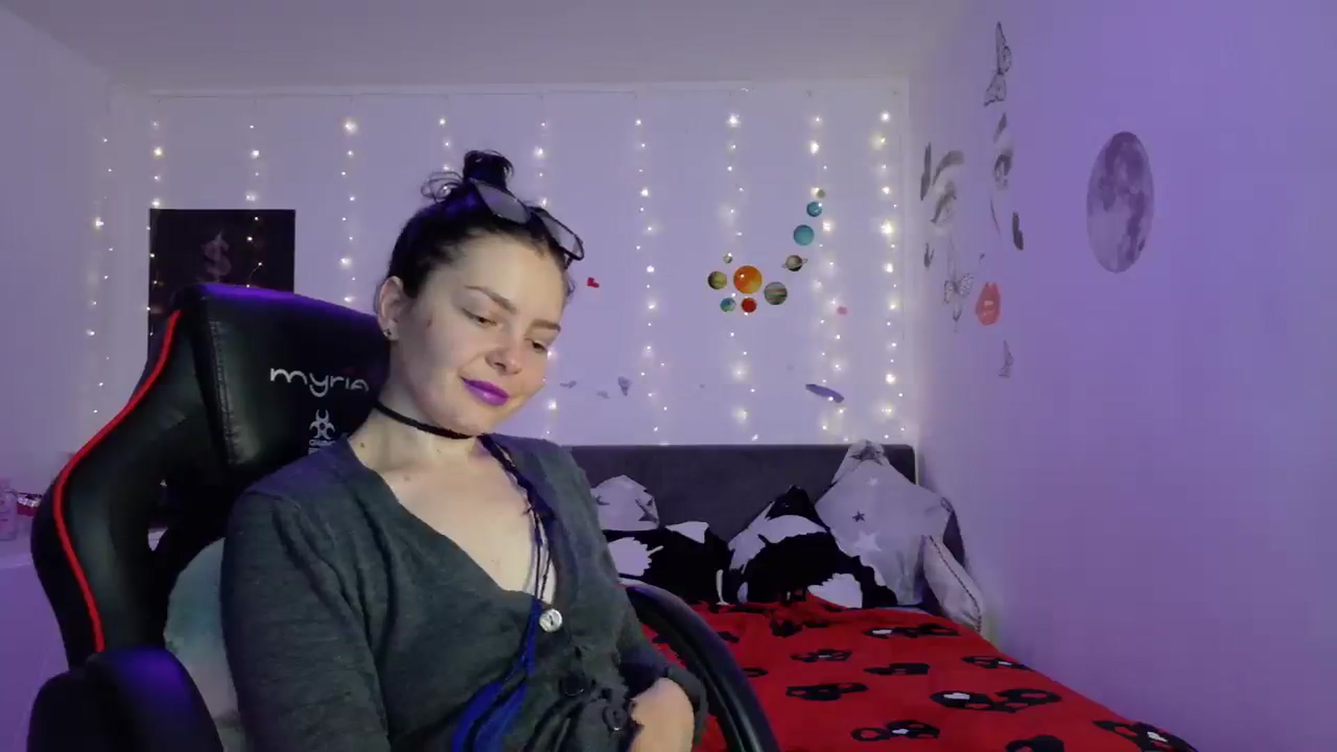 Gallery image thumbnail from YreneA's myfreecams stream on, 05/11/2025, 19:44 image 15 of 20