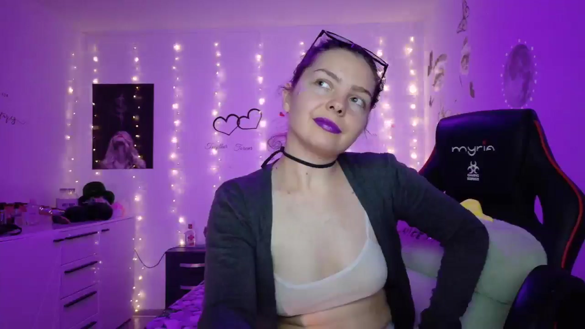 Gallery image thumbnail from YreneA's myfreecams stream on, 05/12/2025, 19:03 image 20 of 20