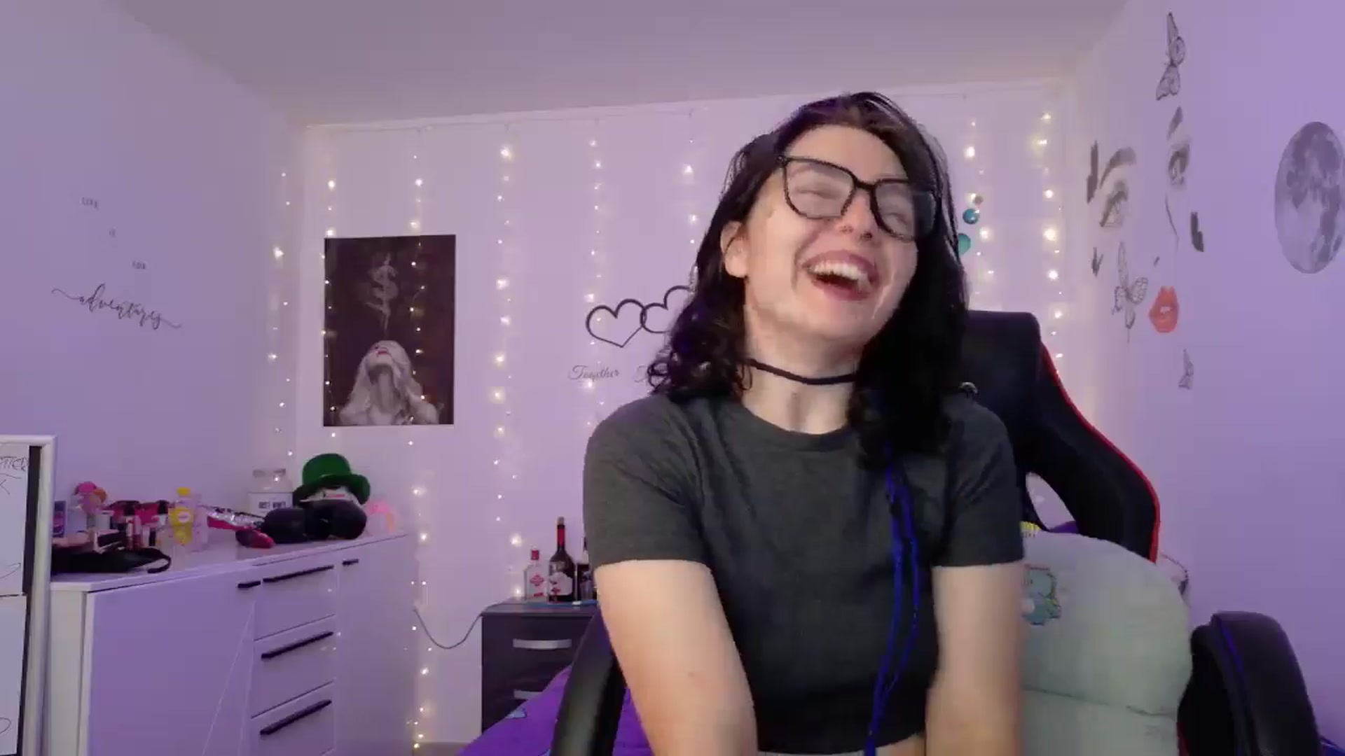 Gallery image thumbnail from YreneA's myfreecams stream on, 05/14/2025, 06:57 image 19 of 20