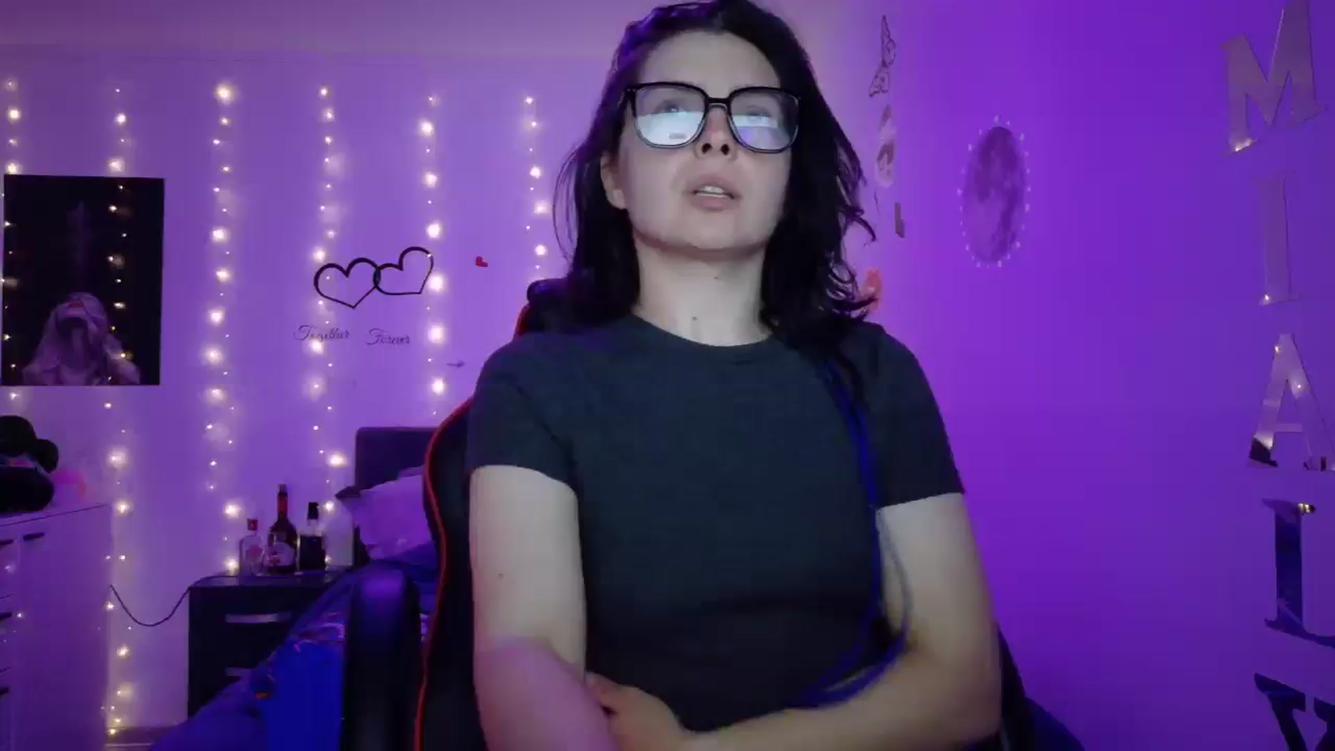 Gallery image thumbnail from YreneA's myfreecams stream on, 05/14/2025, 17:43 image 11 of 20