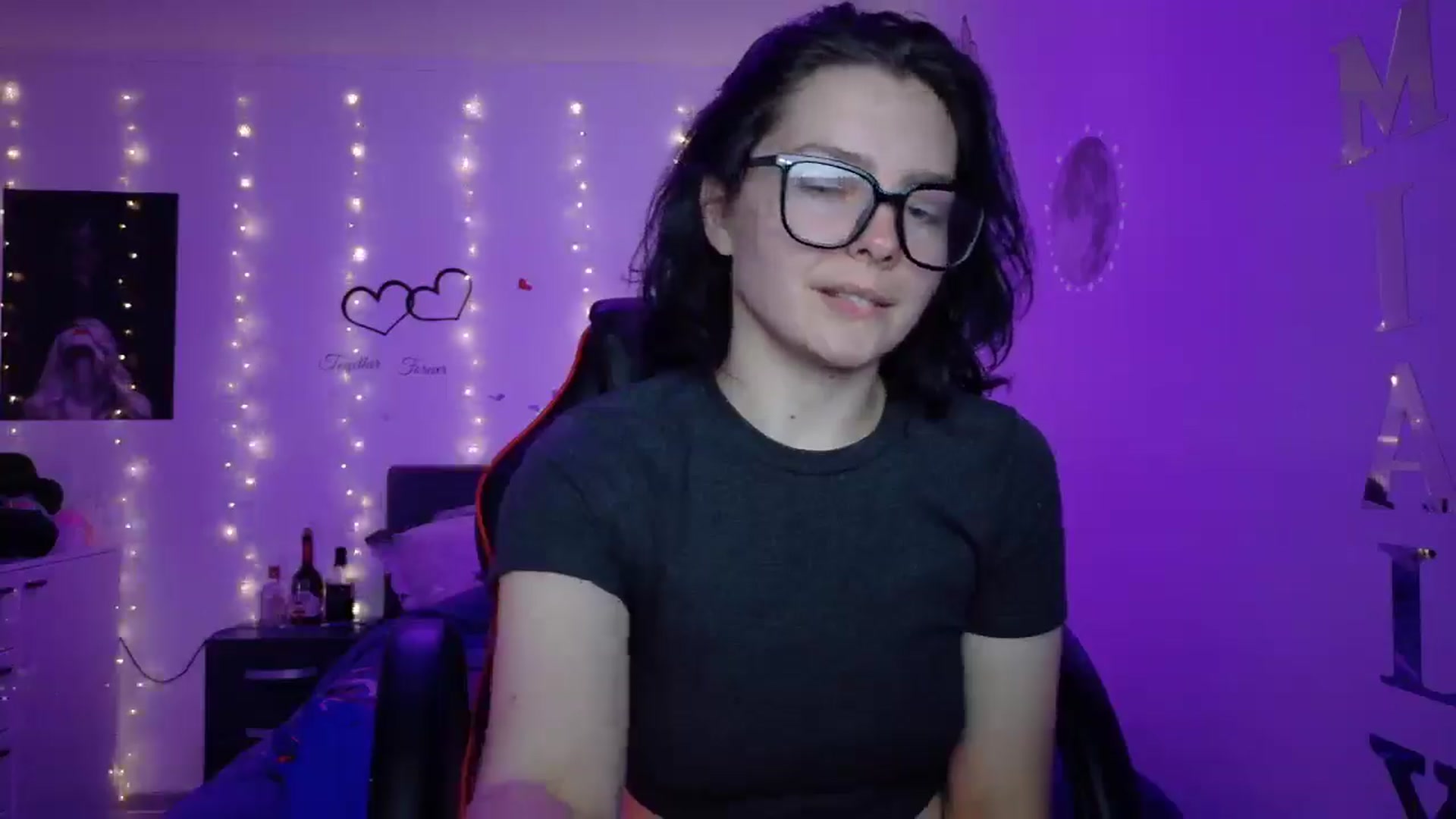 Gallery image thumbnail from YreneA's myfreecams stream on, 05/14/2025, 17:43 image 20 of 20