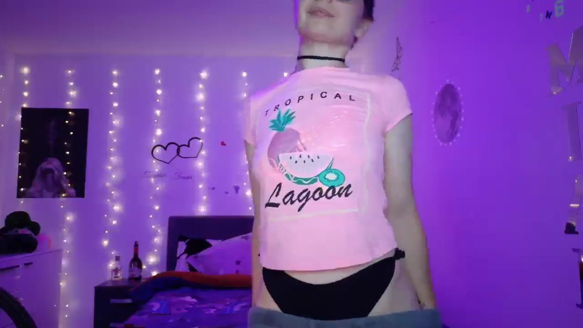 Gallery image thumbnail from YreneA's myfreecams stream on, 05/15/2025, 19:33 image 17 of 20