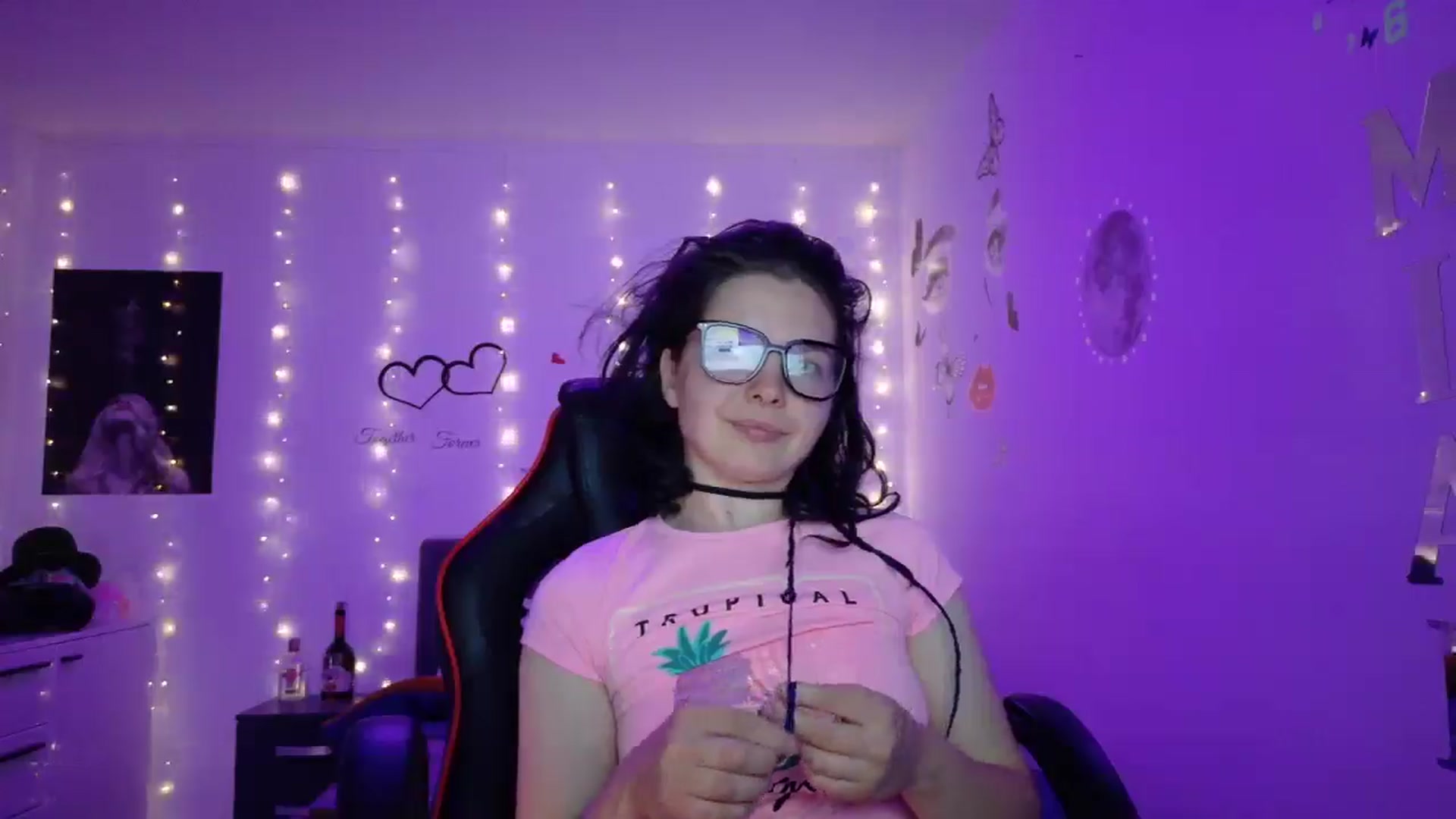 Gallery image thumbnail from YreneA's myfreecams stream on, 05/15/2025, 19:33 image 12 of 20