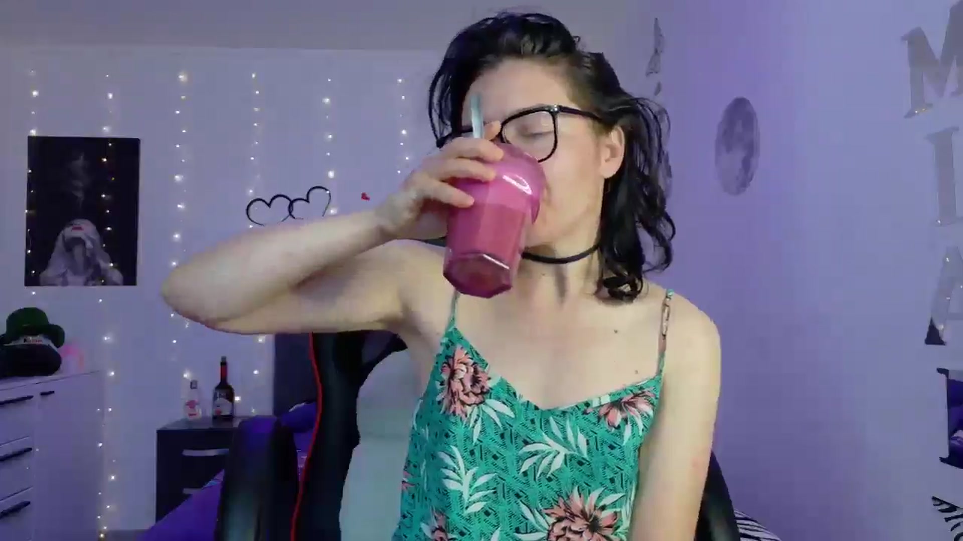 Gallery image thumbnail from YreneA's myfreecams stream on, 05/16/2025, 04:44 image 7 of 20