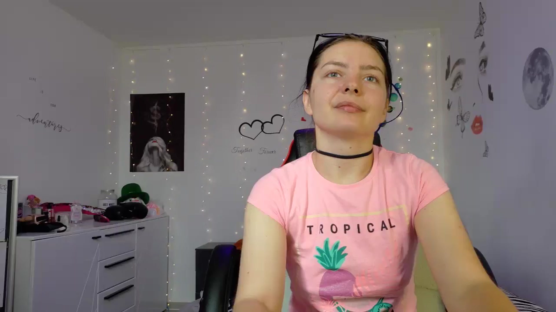 Gallery image thumbnail from YreneA's myfreecams stream on, 05/16/2025, 06:32 image 18 of 20