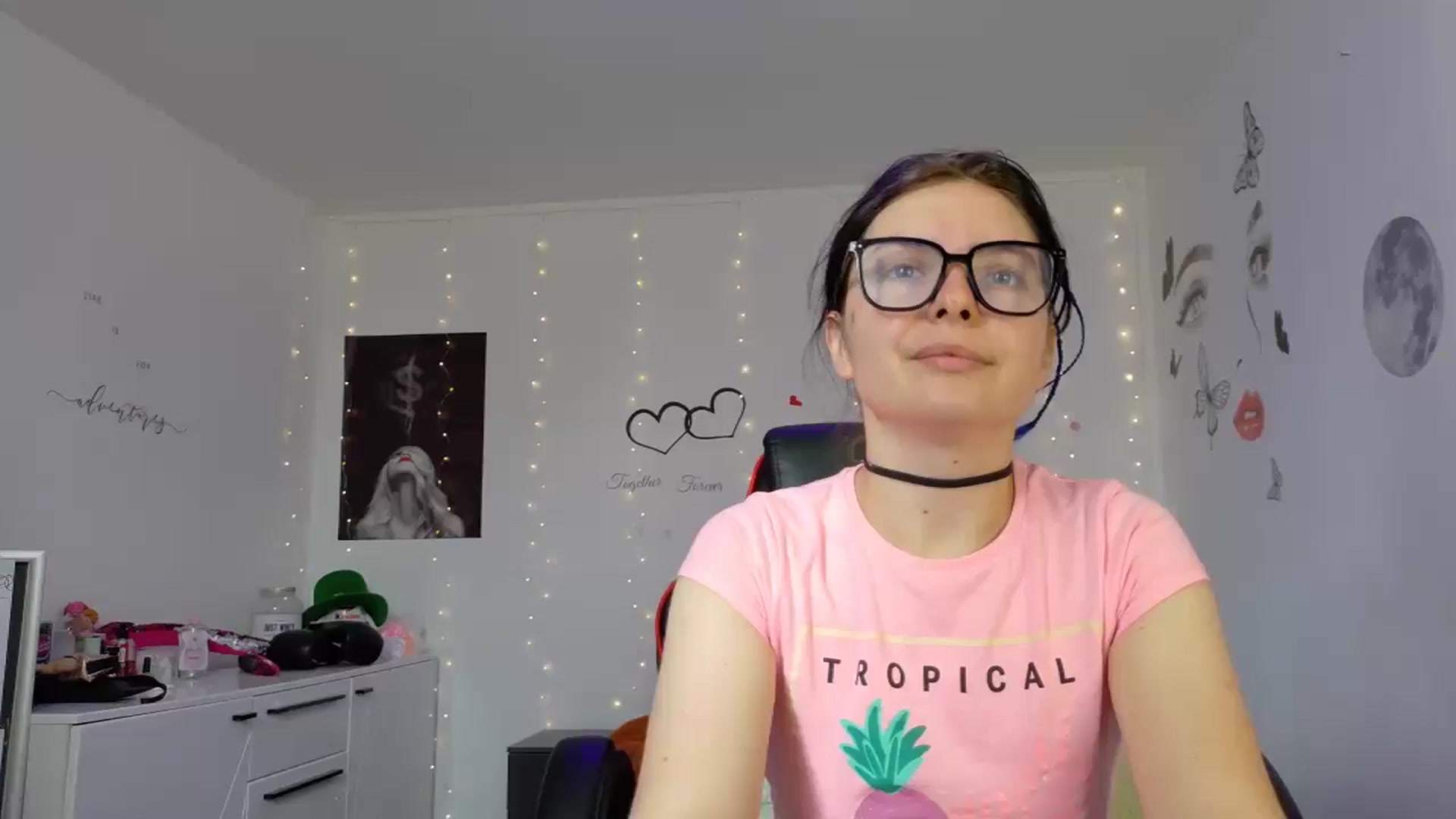 Gallery image thumbnail from YreneA's myfreecams stream on, 05/16/2025, 06:32 image 7 of 20