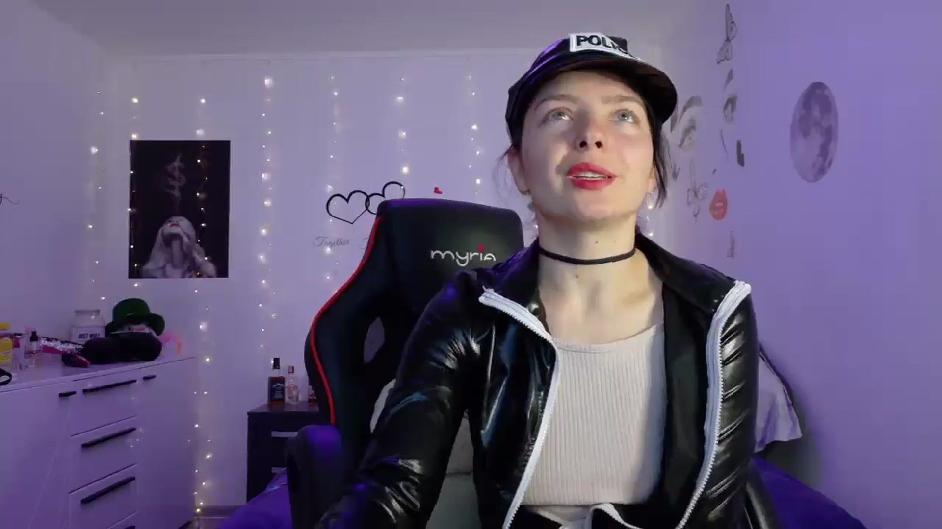 Gallery image thumbnail from YreneA's myfreecams stream on, 05/17/2025, 06:39 image 16 of 20