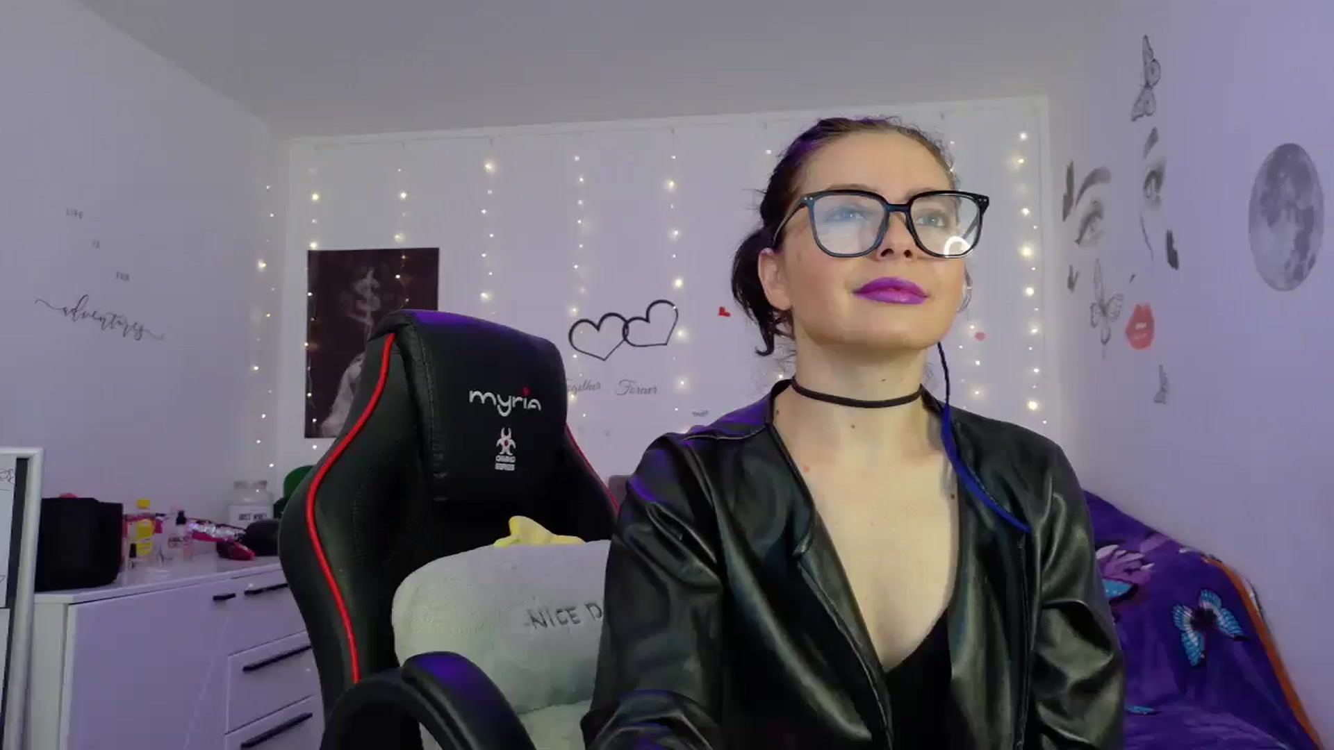 Gallery image thumbnail from YreneA's myfreecams stream on, 05/18/2025, 07:09 image 2 of 20