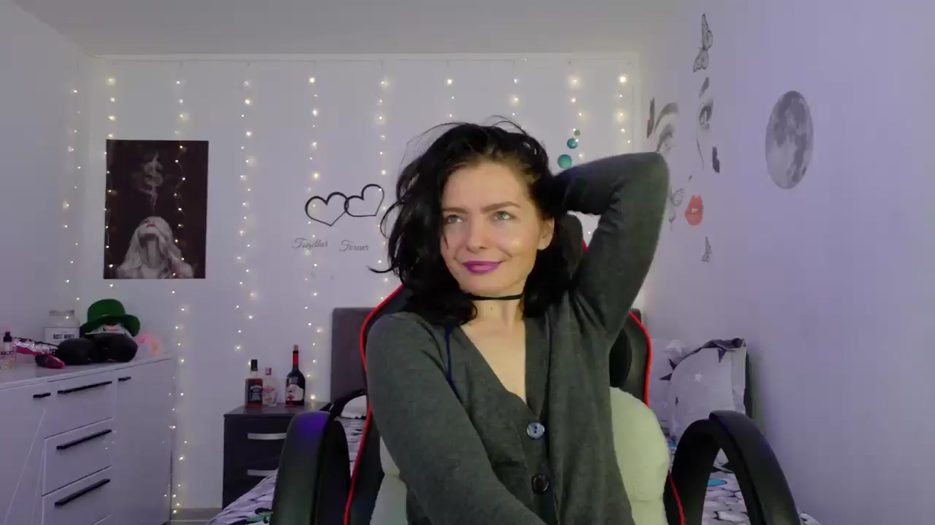 Gallery image thumbnail from YreneA's myfreecams stream on, 05/18/2025, 08:34 image 13 of 20