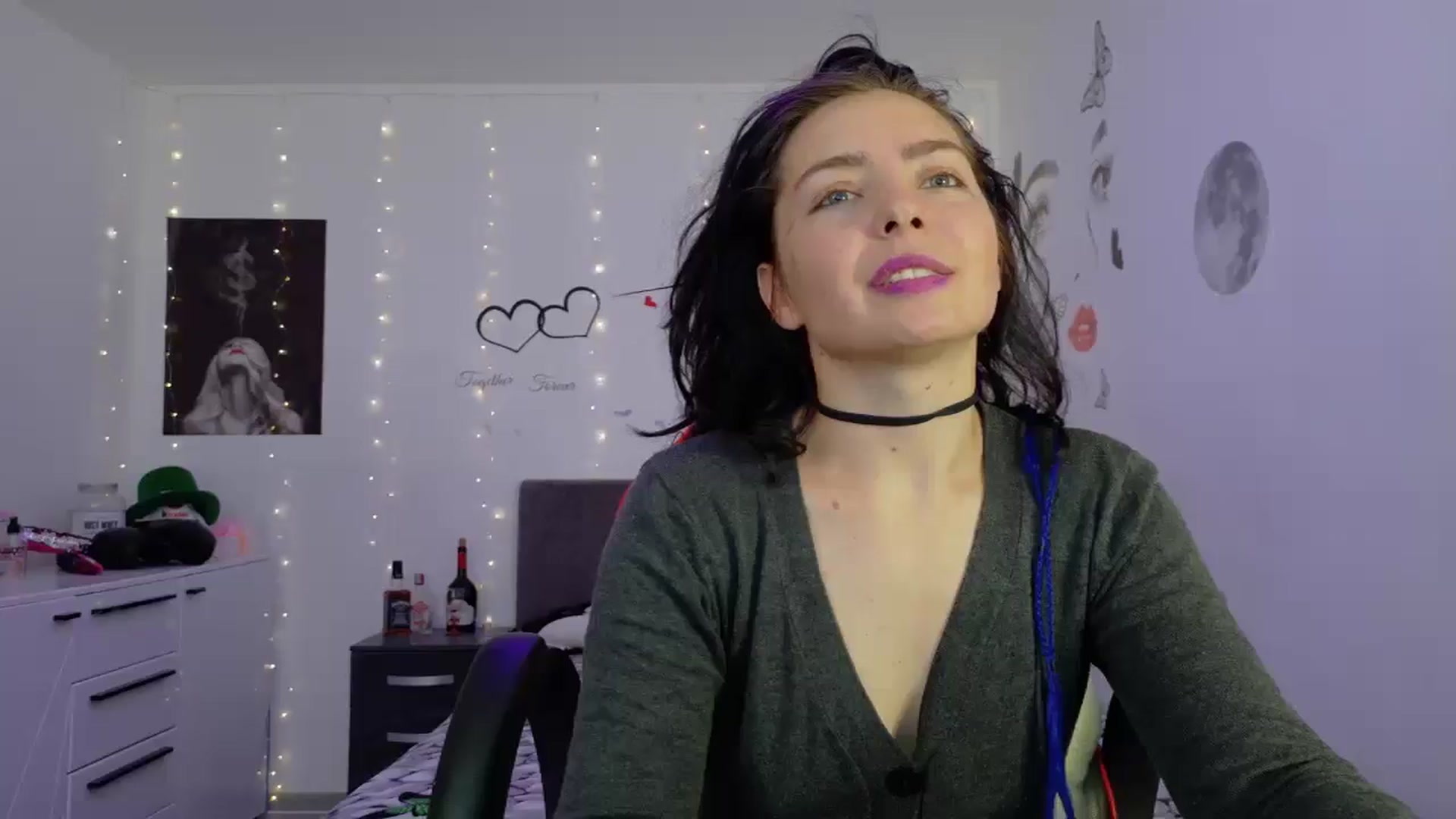 Gallery image thumbnail from YreneA's myfreecams stream on, 05/18/2025, 08:34 image 14 of 20