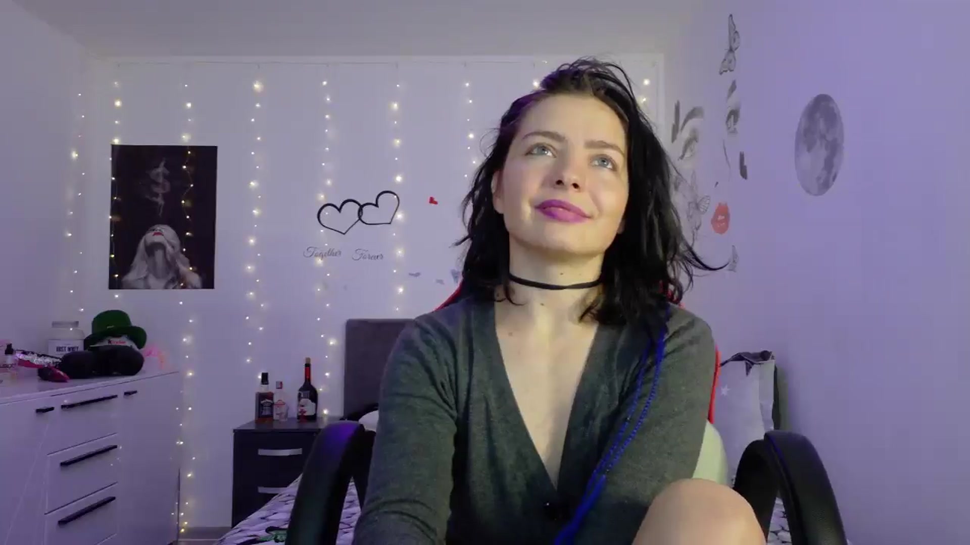 Gallery image thumbnail from YreneA's myfreecams stream on, 05/18/2025, 08:34 image 15 of 20