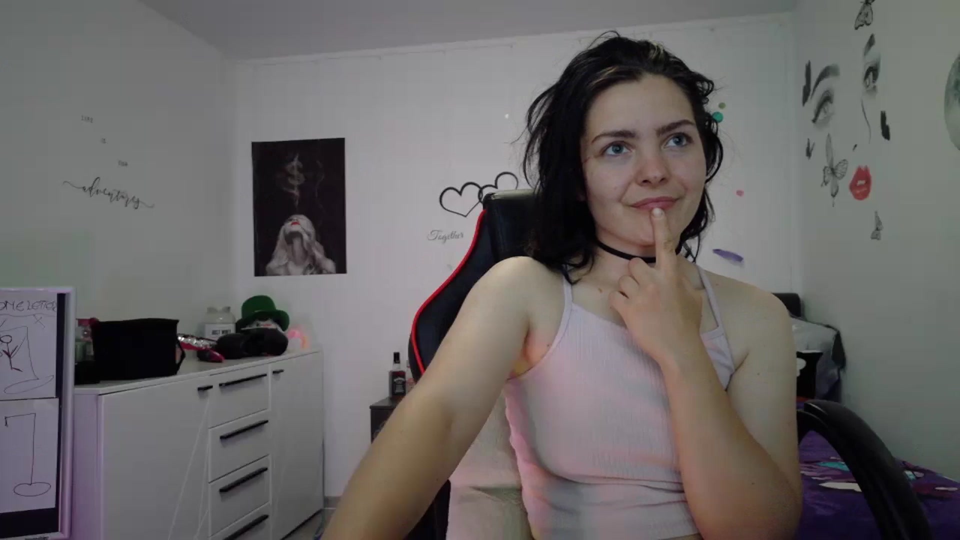 Gallery image thumbnail from YreneA's myfreecams stream on, 05/18/2025, 14:59 image 16 of 20