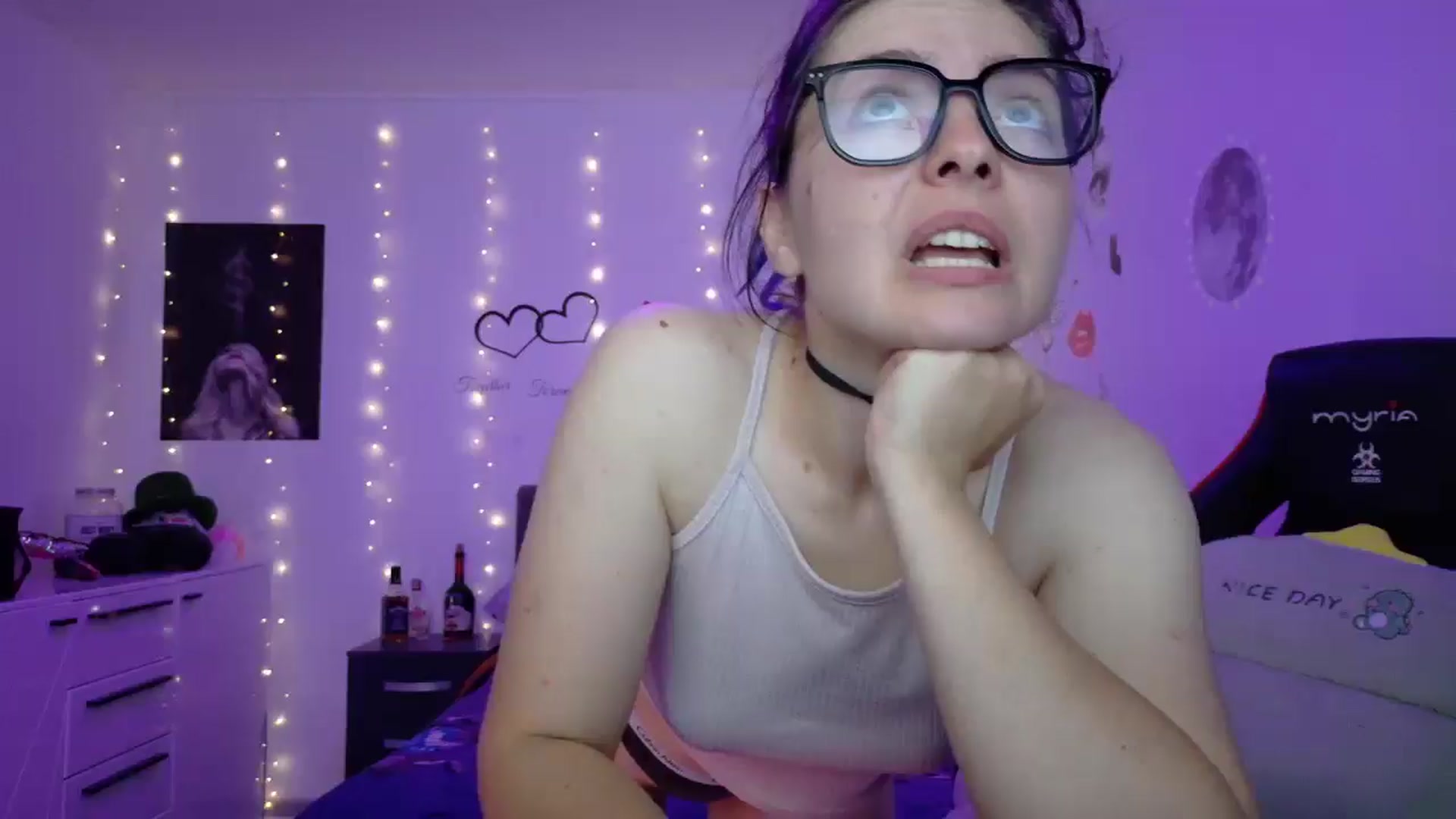 Gallery image thumbnail from YreneA's myfreecams stream on, 05/18/2025, 14:59 image 1 of 20