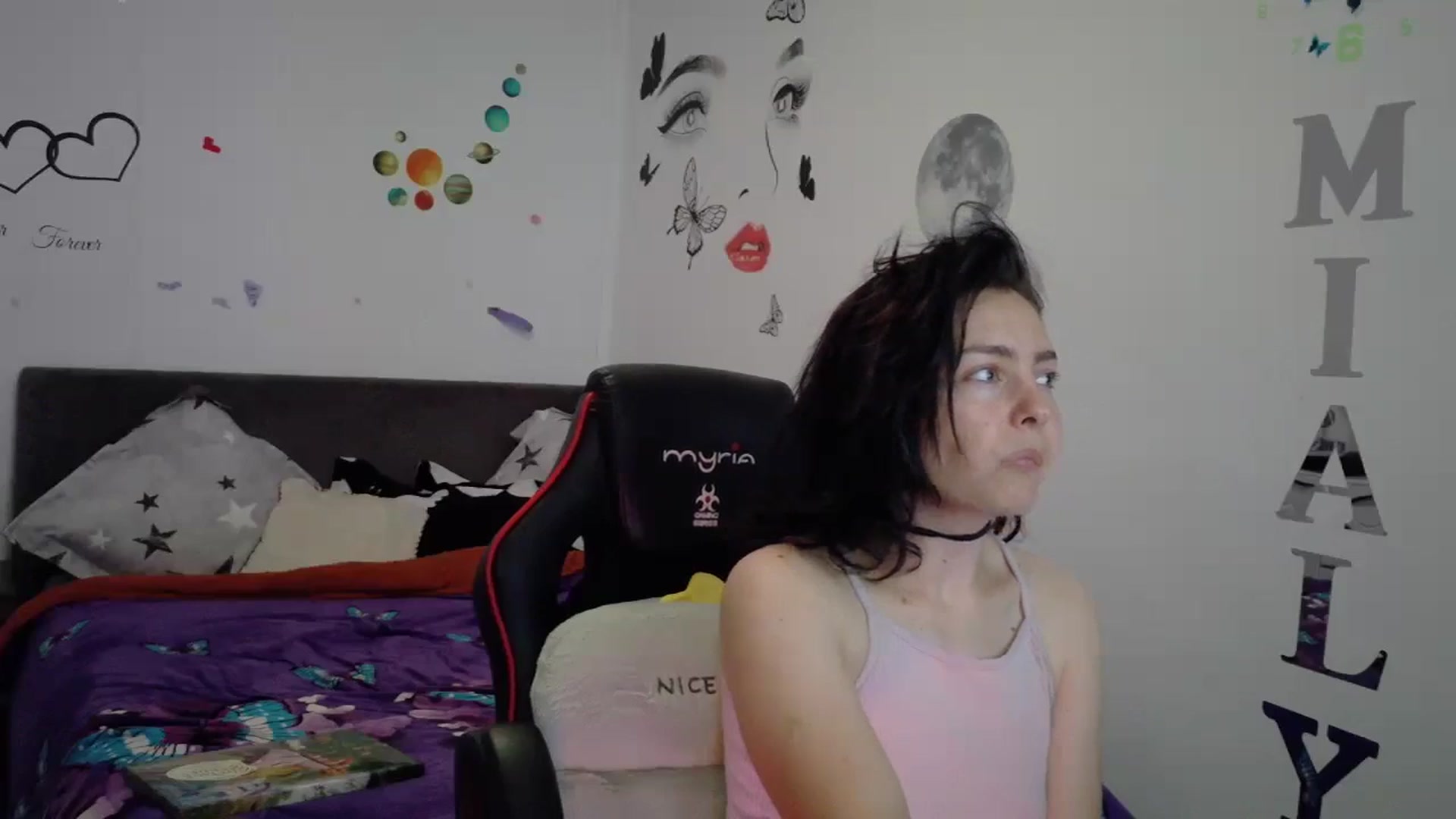 Gallery image thumbnail from YreneA's myfreecams stream on, 05/18/2025, 14:59 image 11 of 20