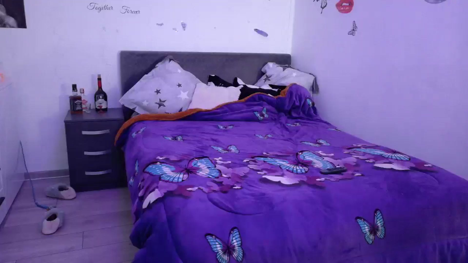 Gallery image thumbnail from YreneA's myfreecams stream on, 05/18/2025, 14:59 image 7 of 20